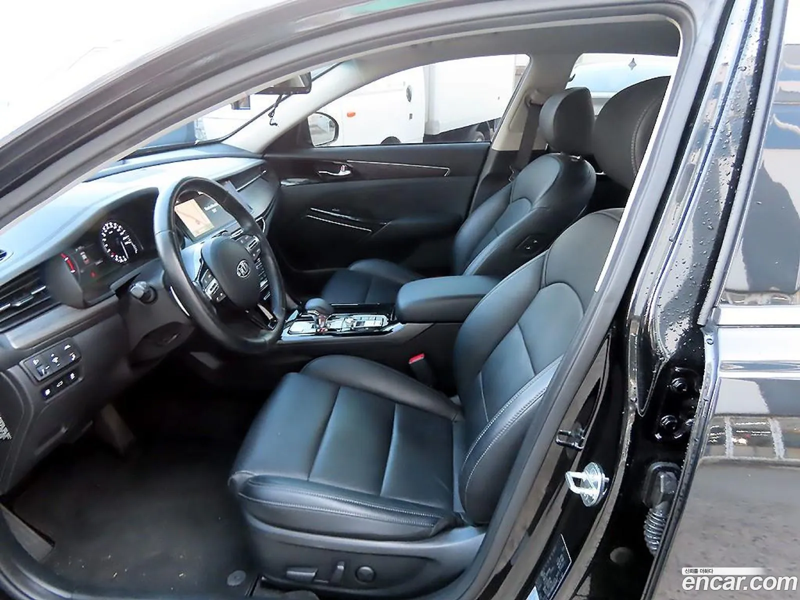 Kia K7 Premier 2020 — 17