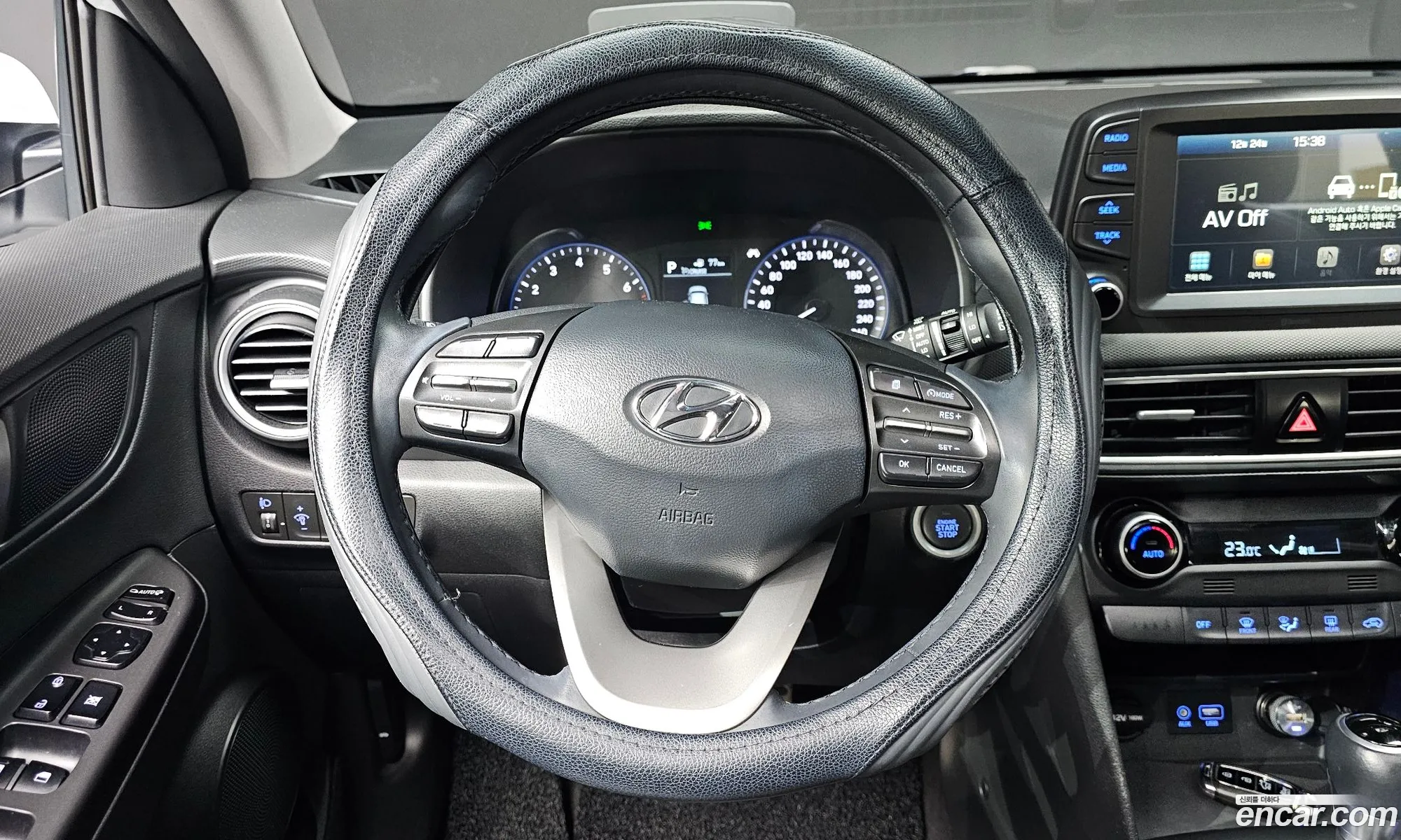 Hyundai Kona 2017 — 11