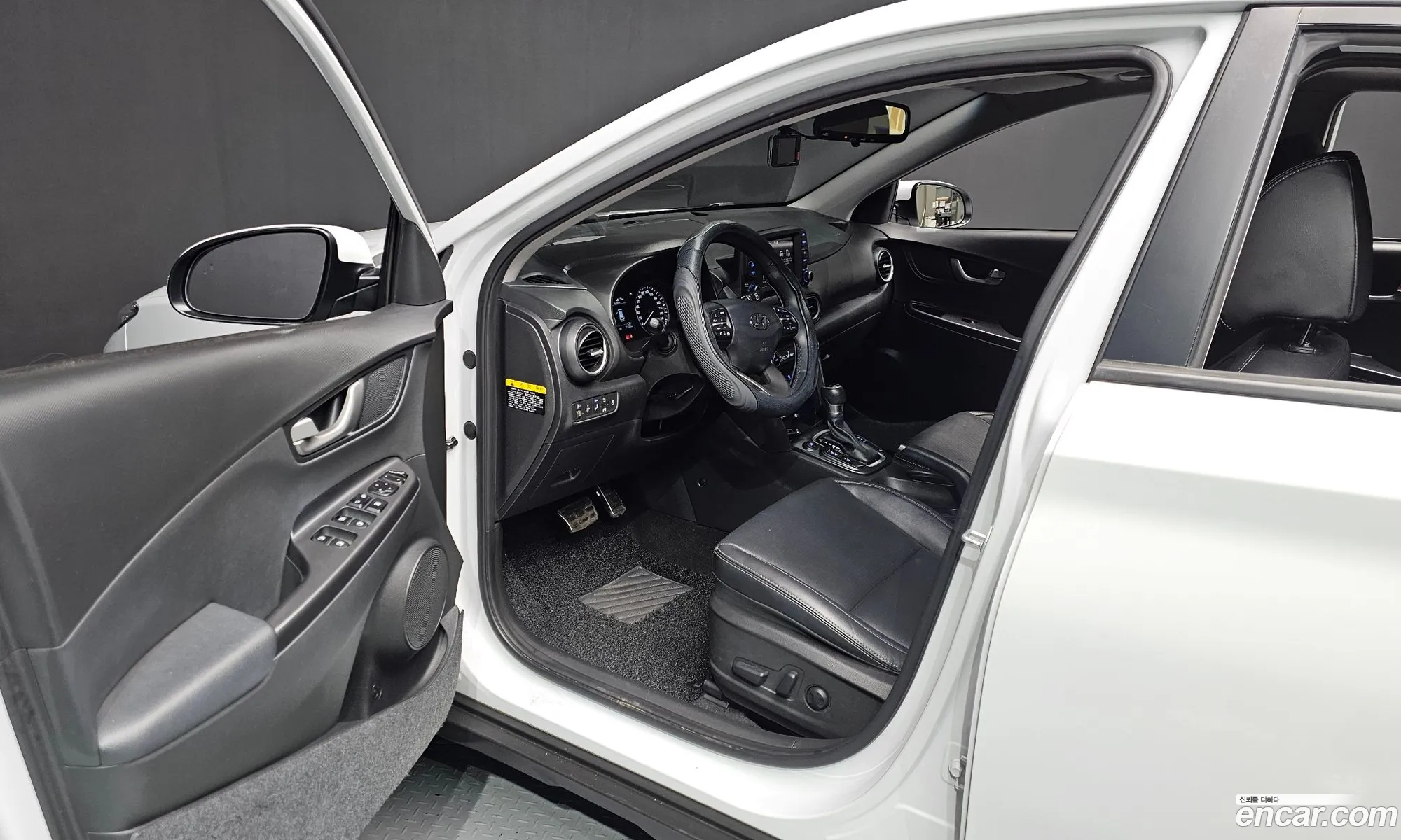 Hyundai Kona 2017 — 18