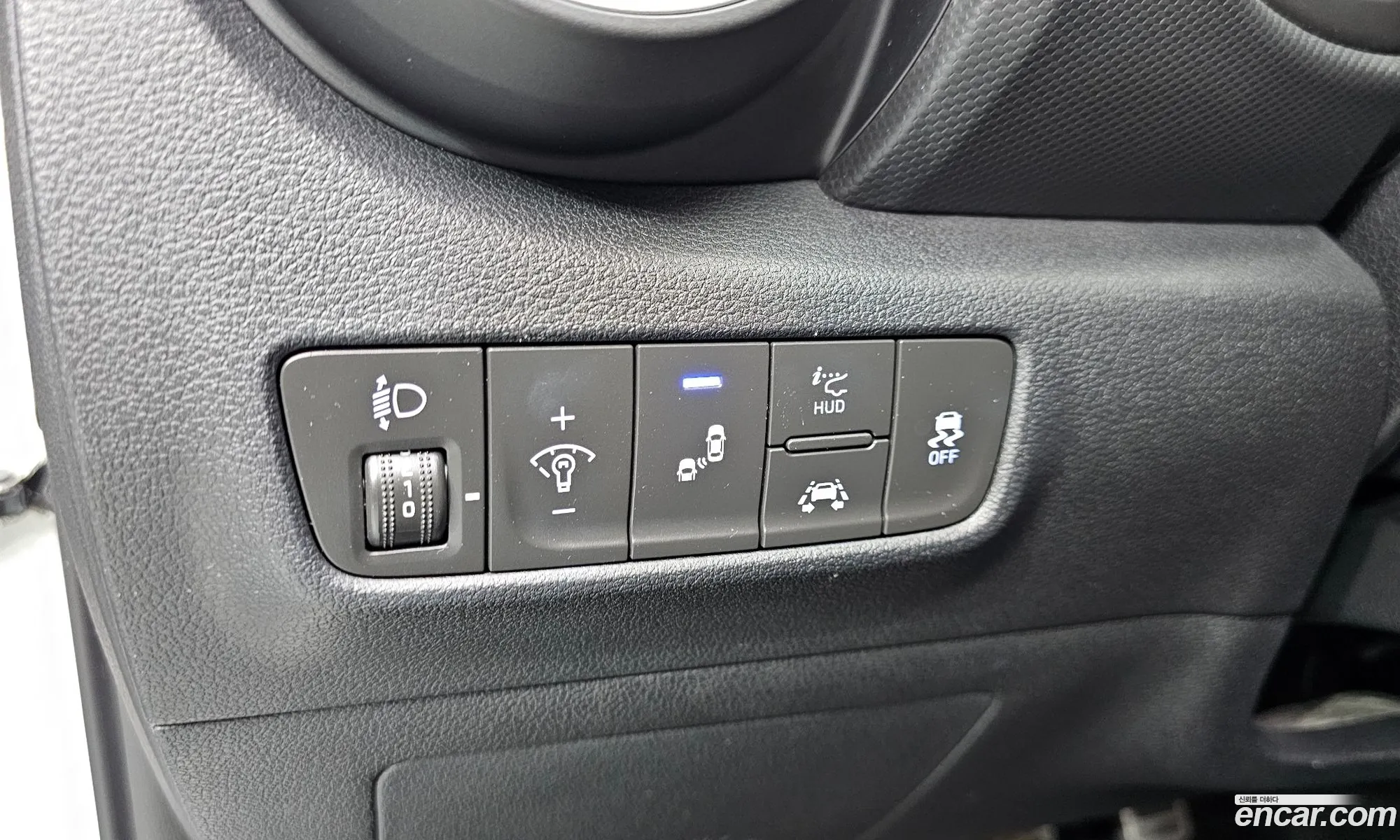 Hyundai Kona 2017 — 16
