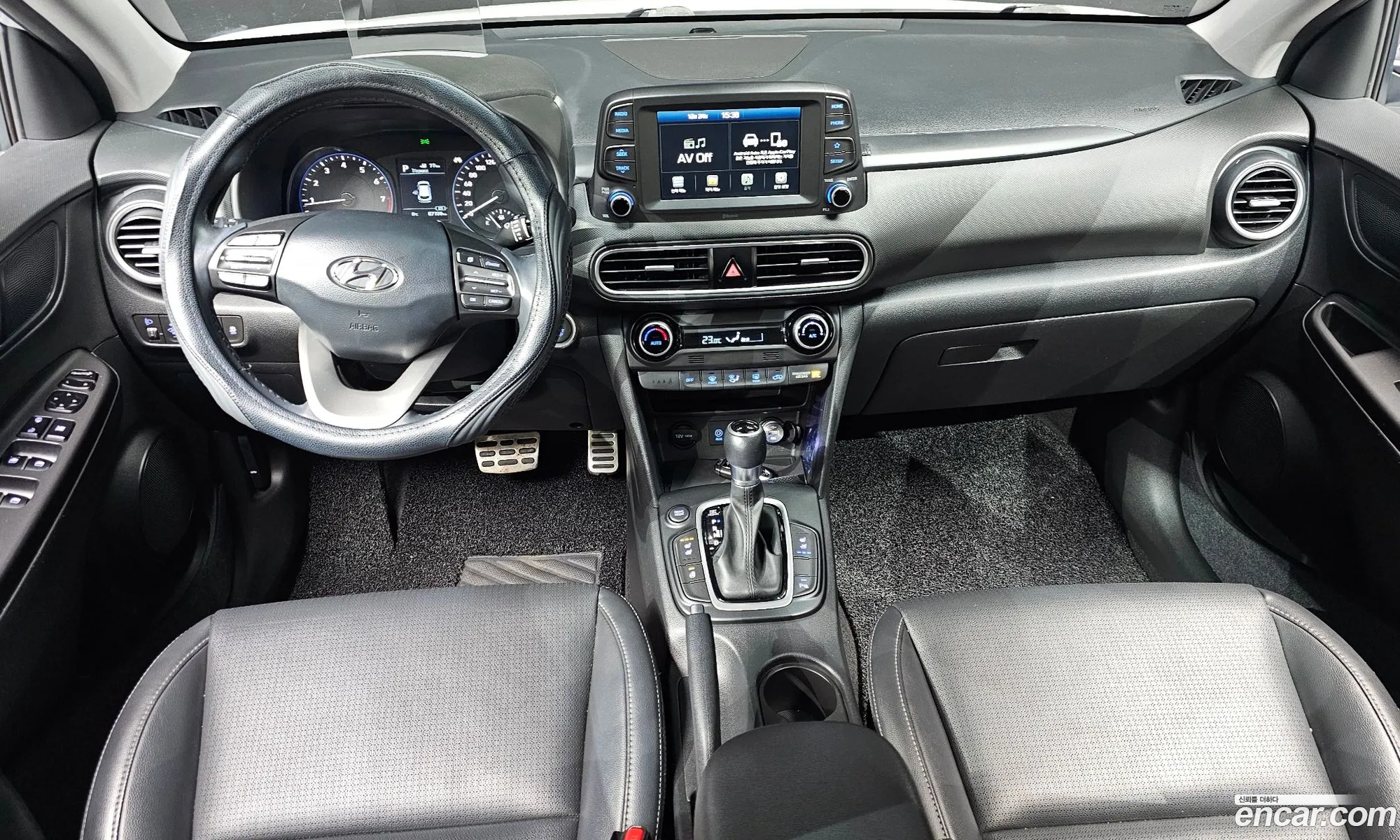 Hyundai Kona 2017 — 12
