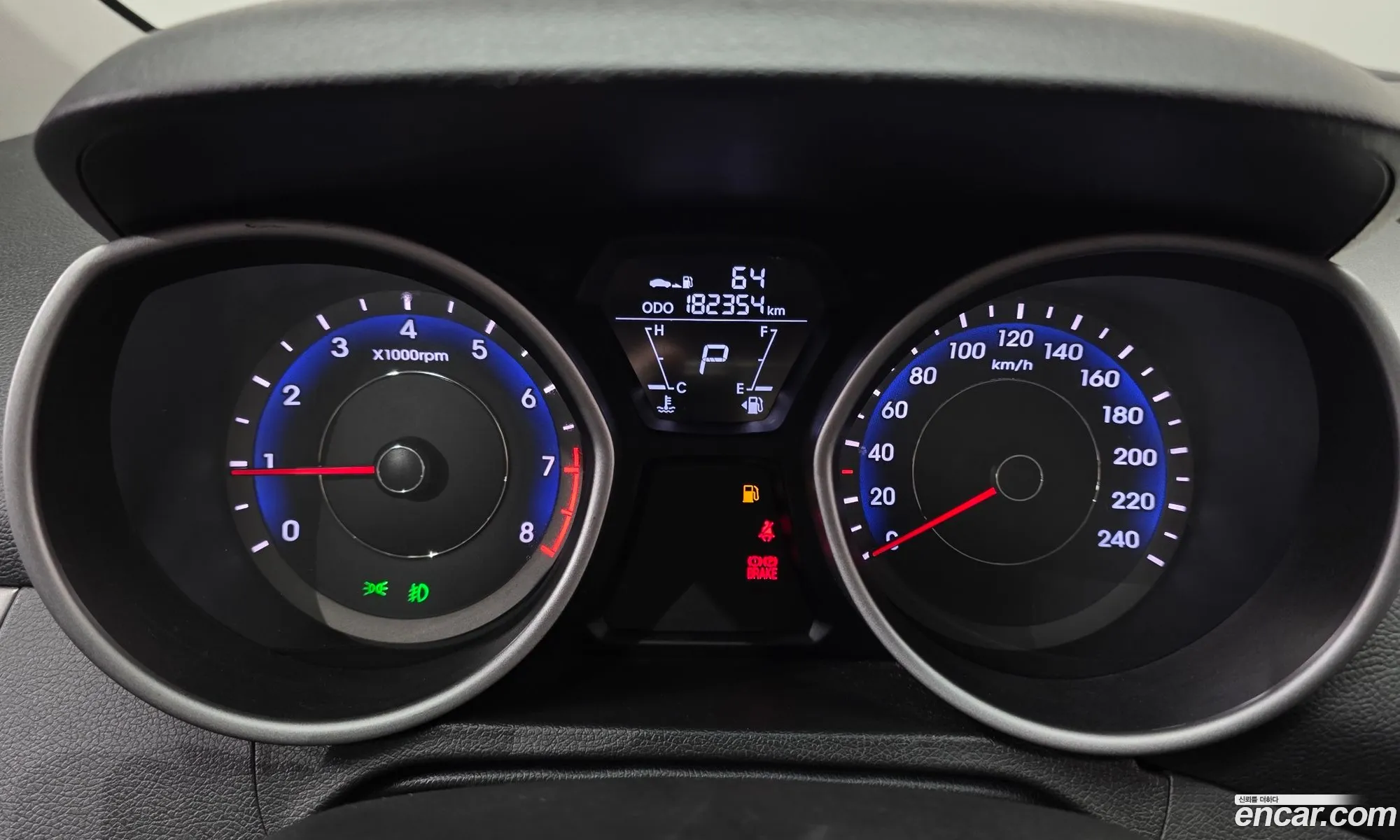 Hyundai Elantra MD 2010 — 13