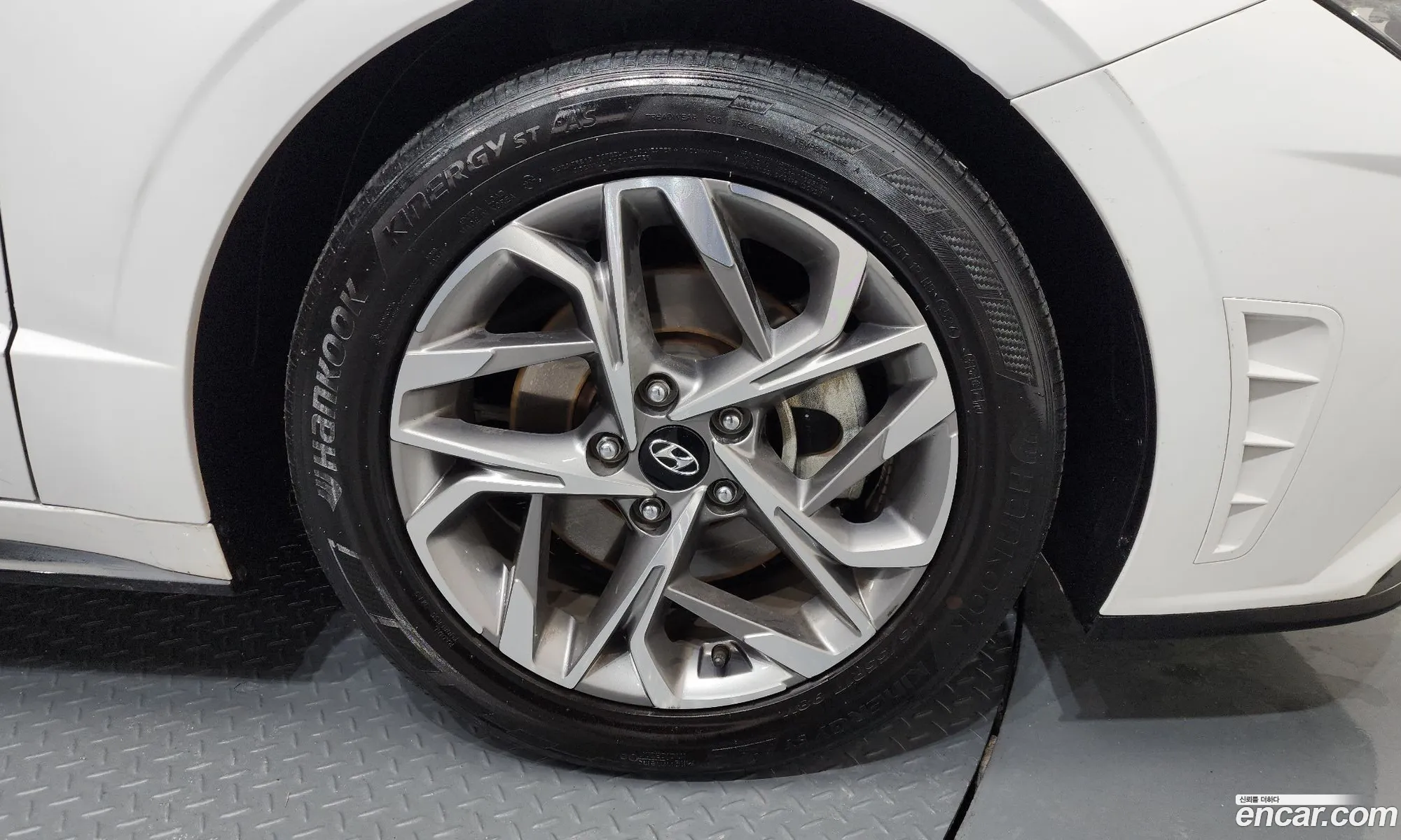 Hyundai Sonata 2020 — 16