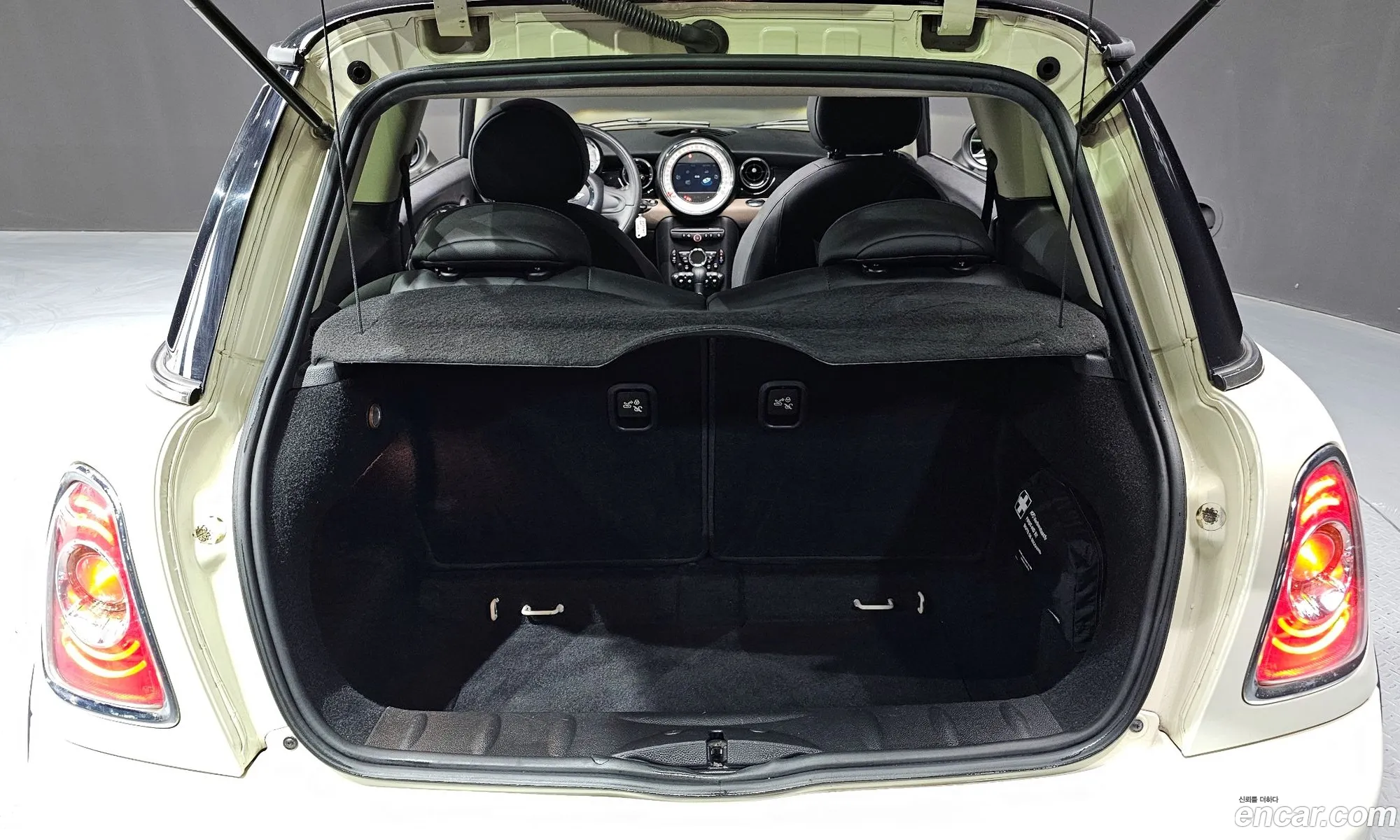 Mini Cooper 2012 WMWSU3102DT448836 — 8