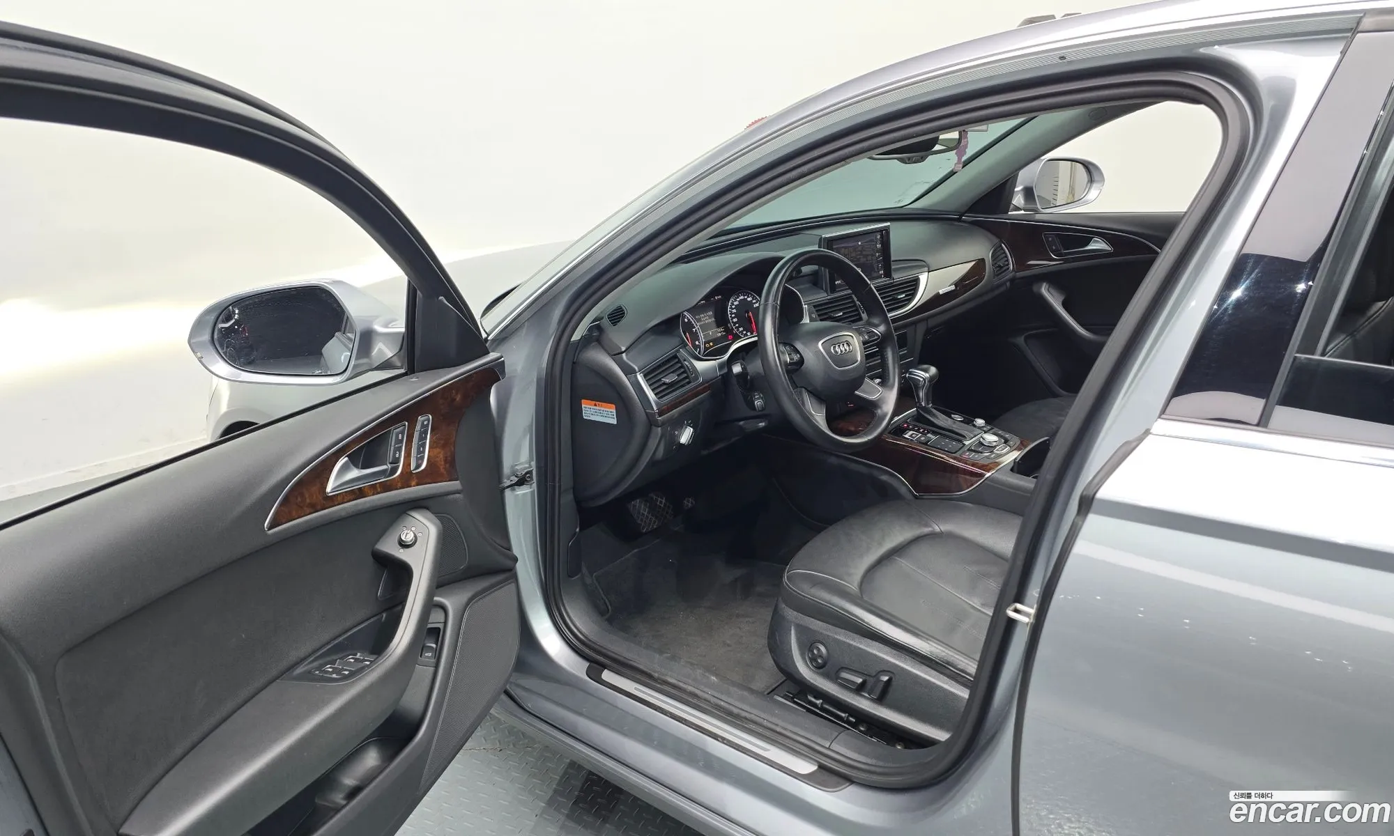 Audi A6 2014 — 18