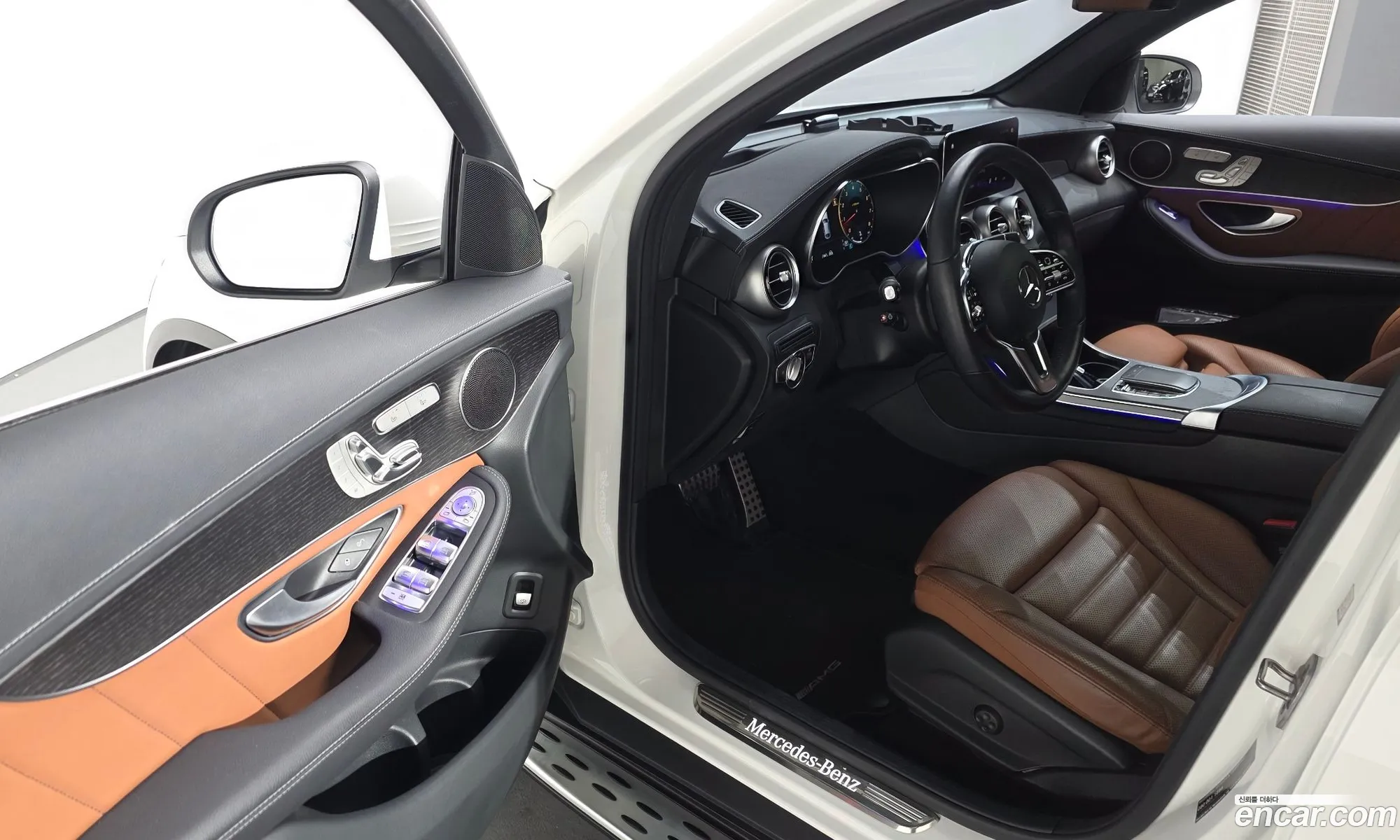 Mercedes-Benz GLC-Class X253 2023 — 11