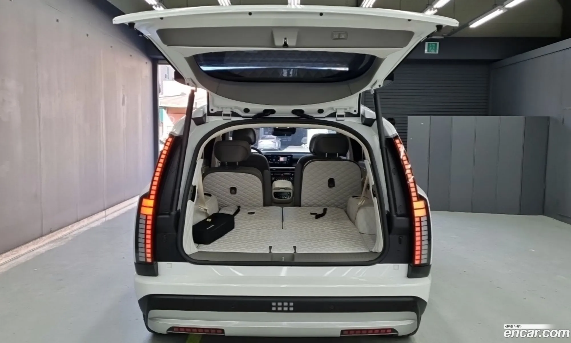 Hyundai Ioniq 9 2025 — 18