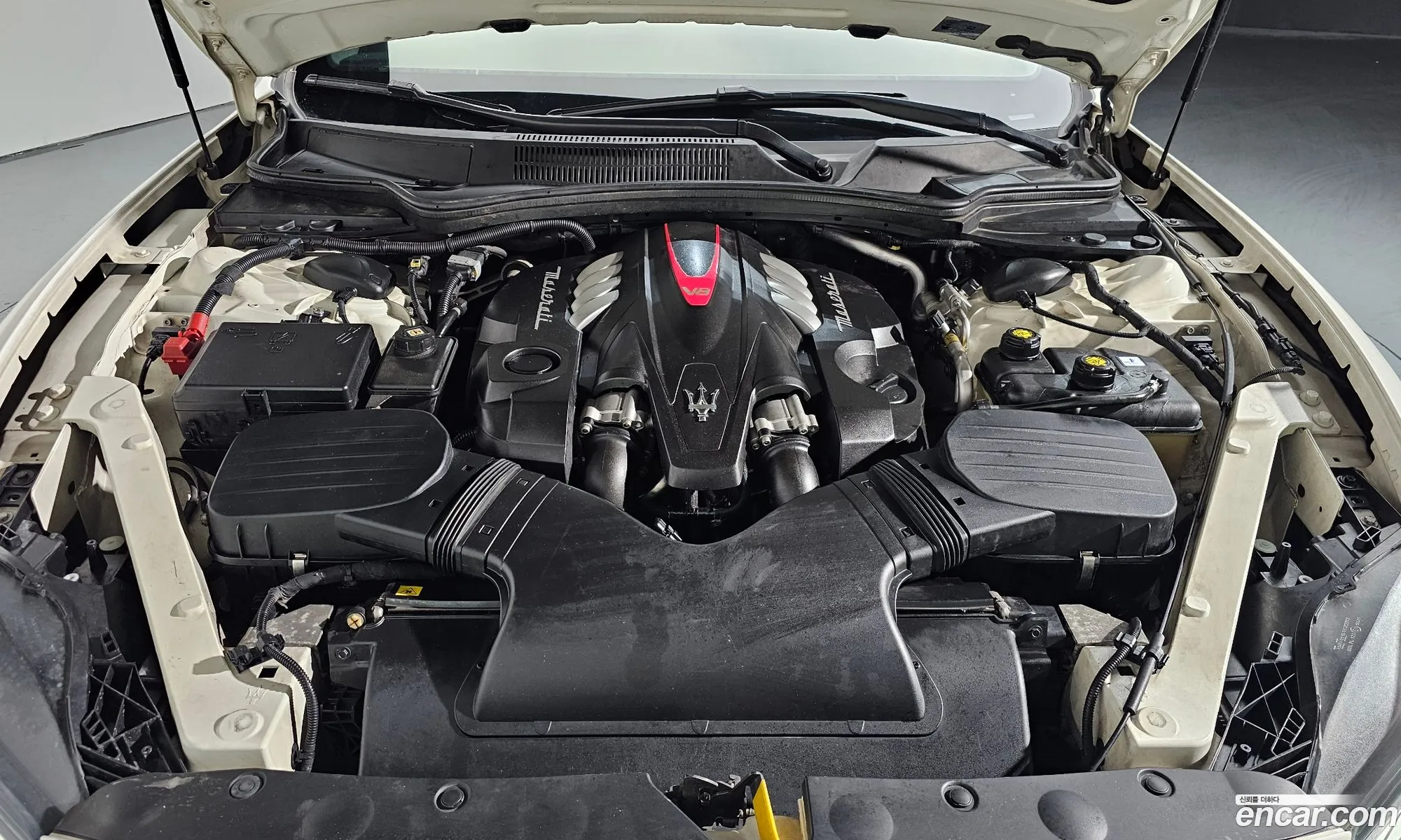 Maserati Quattroporte 2014 — 11