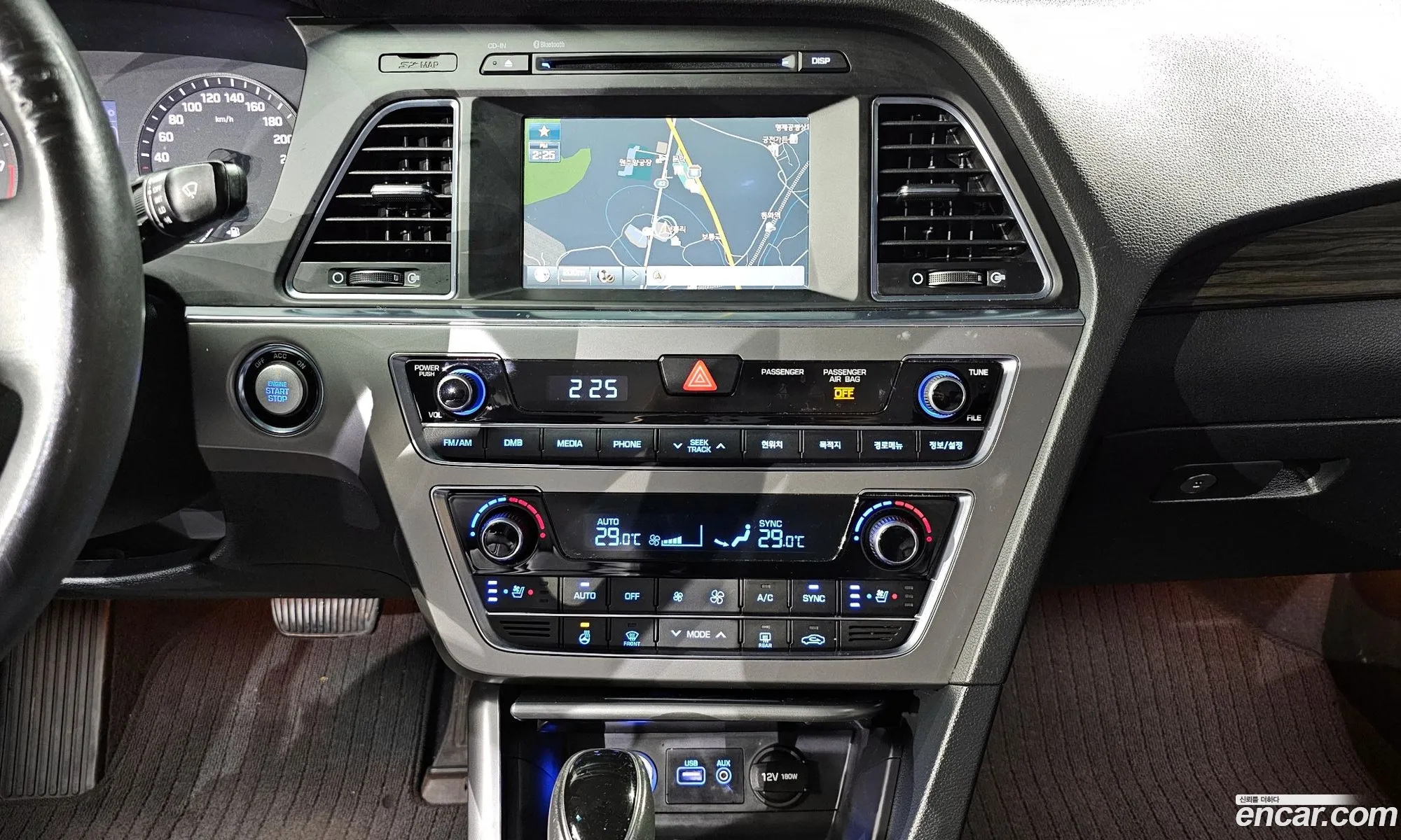 Hyundai LF Sonata 2016 — 20
