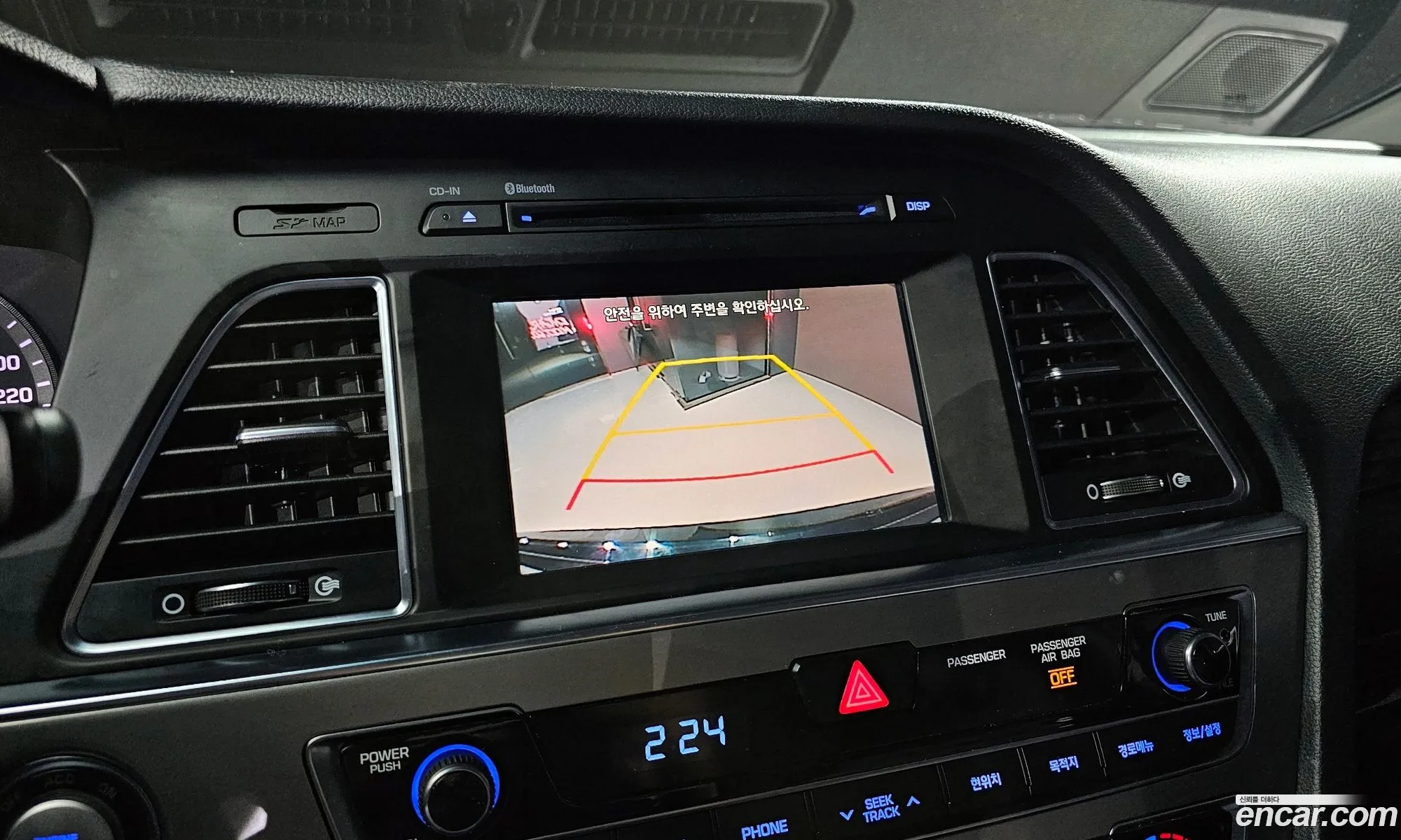 Hyundai LF Sonata 2016 — 2