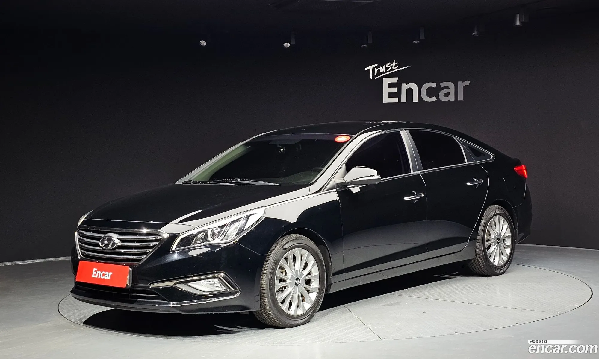 Hyundai LF Sonata 2016 — 16