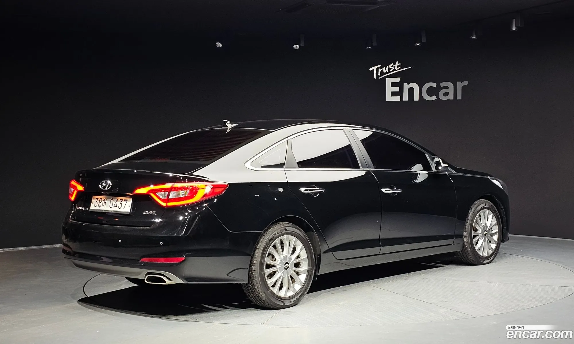 Hyundai LF Sonata 2016 — 13