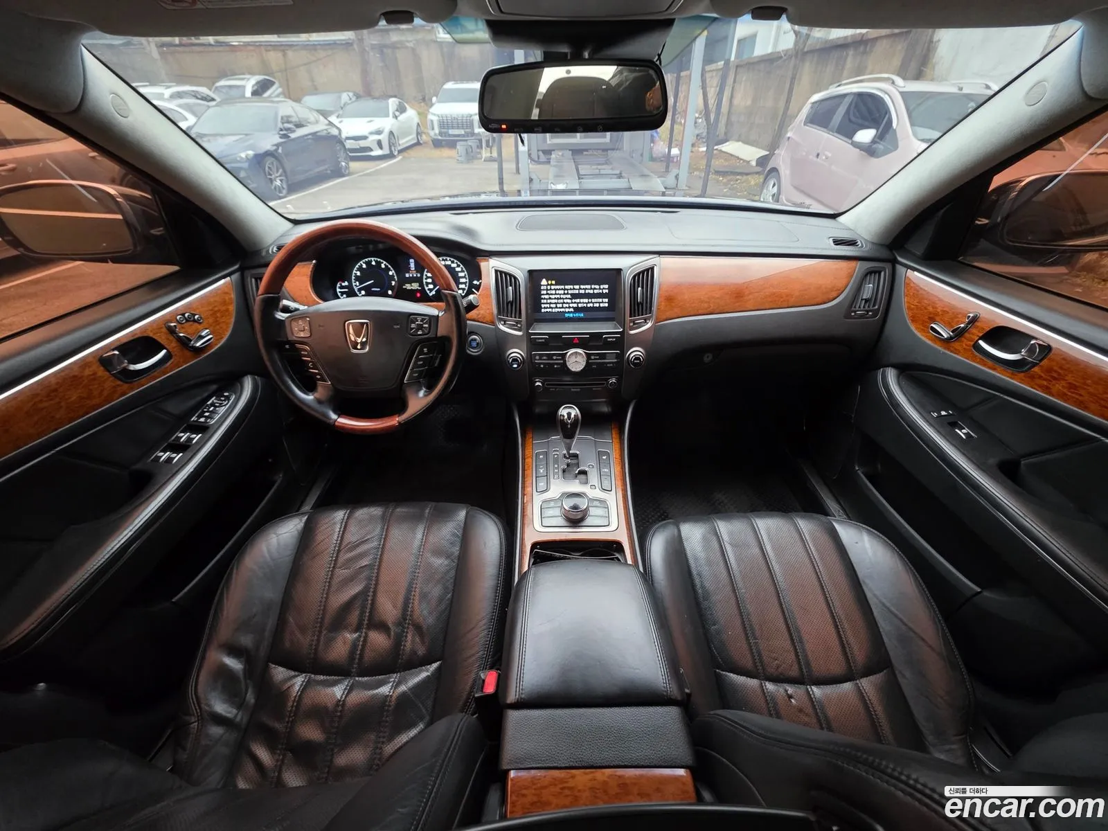 Hyundai Equus 2009 — 14