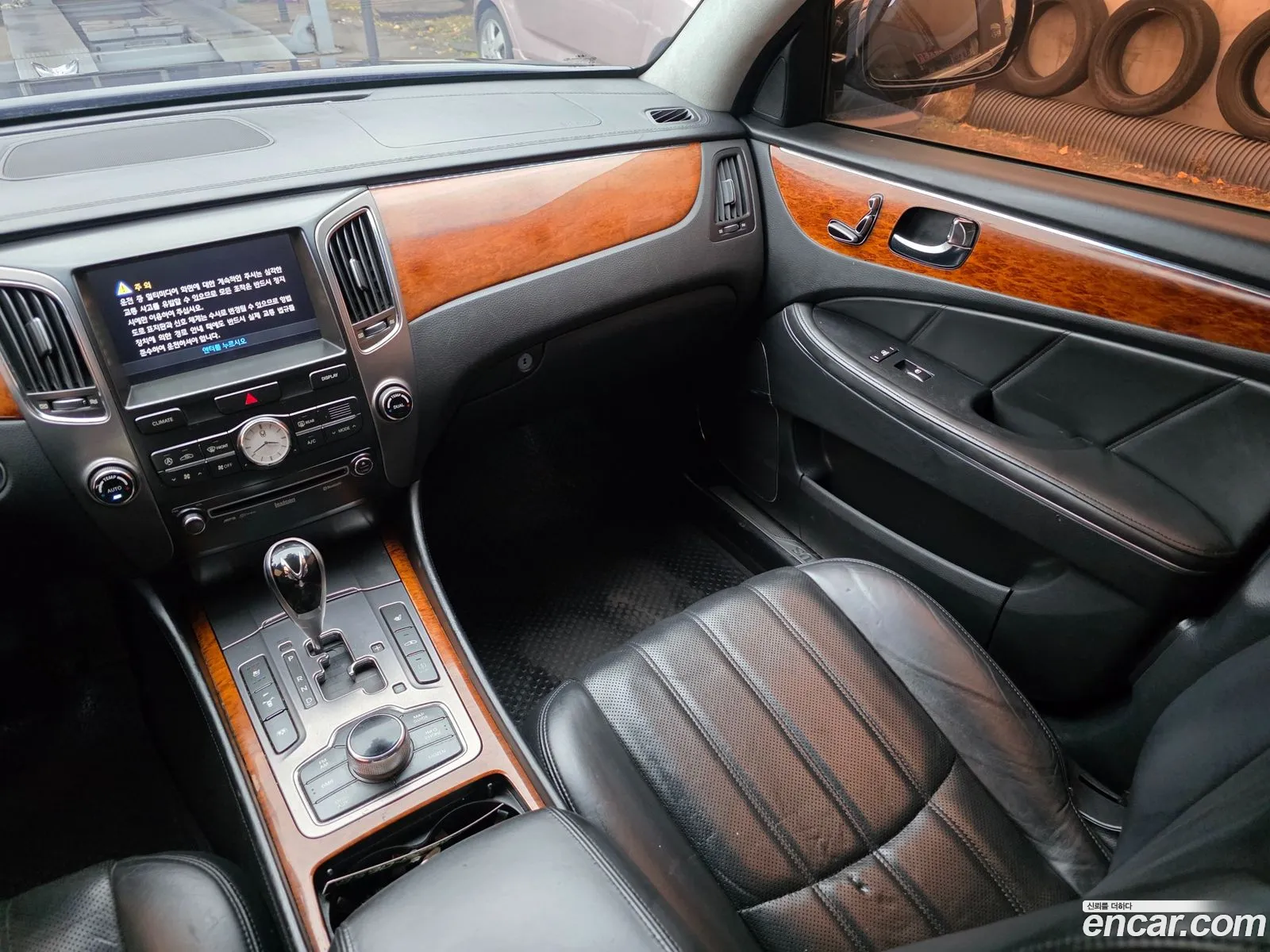 Hyundai Equus 2009 — 9