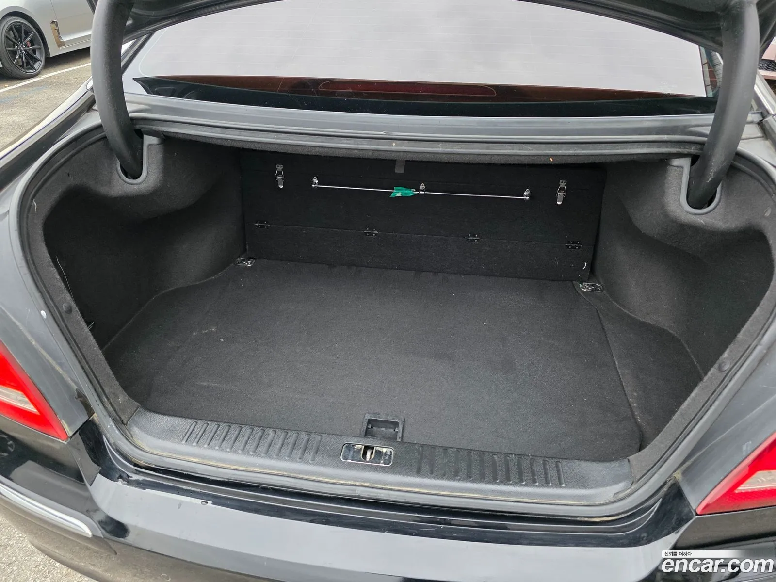 Hyundai Equus 2009 — 18