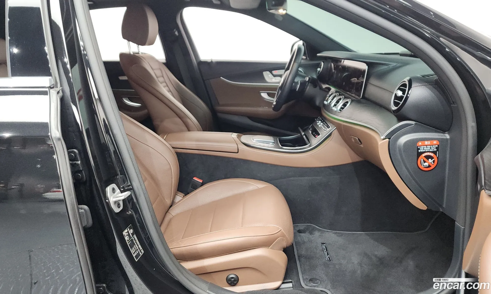 Mercedes-Benz E-Class W213 2022 — 6