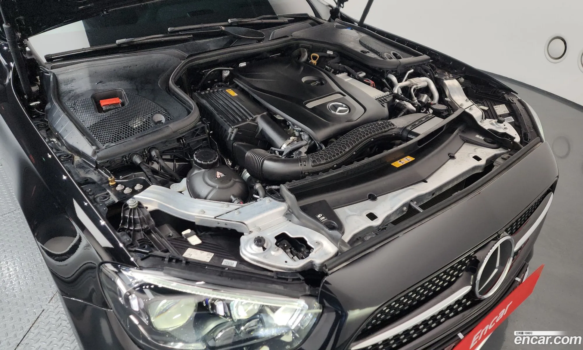 Mercedes-Benz E-Class W213 2022 — 16