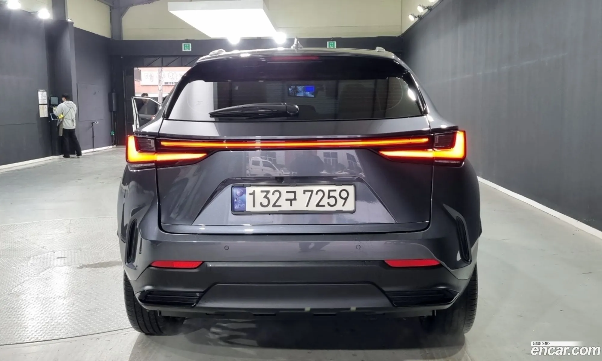Lexus NX350h 2023 — 14