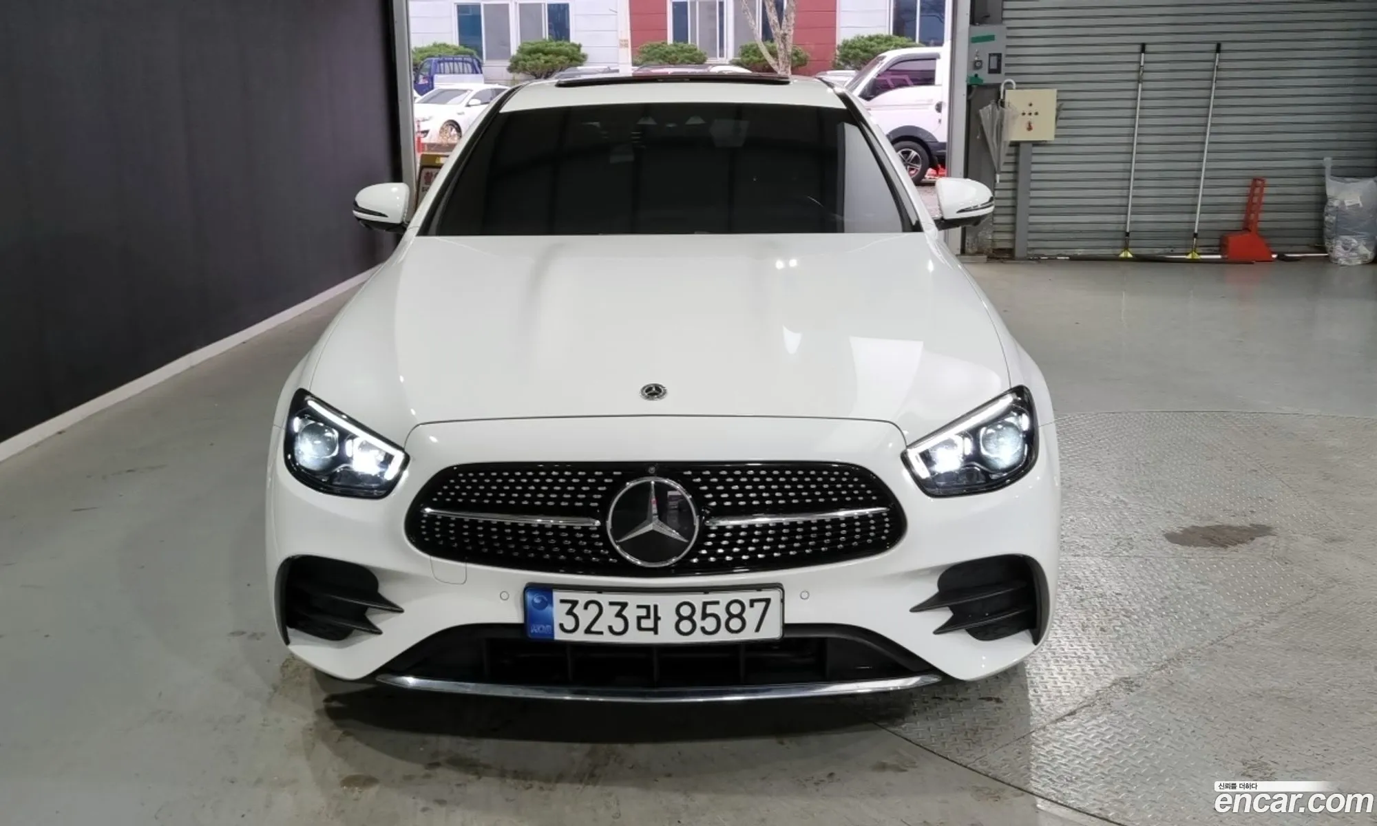 Mercedes-Benz E-Class W213 2022 — 10