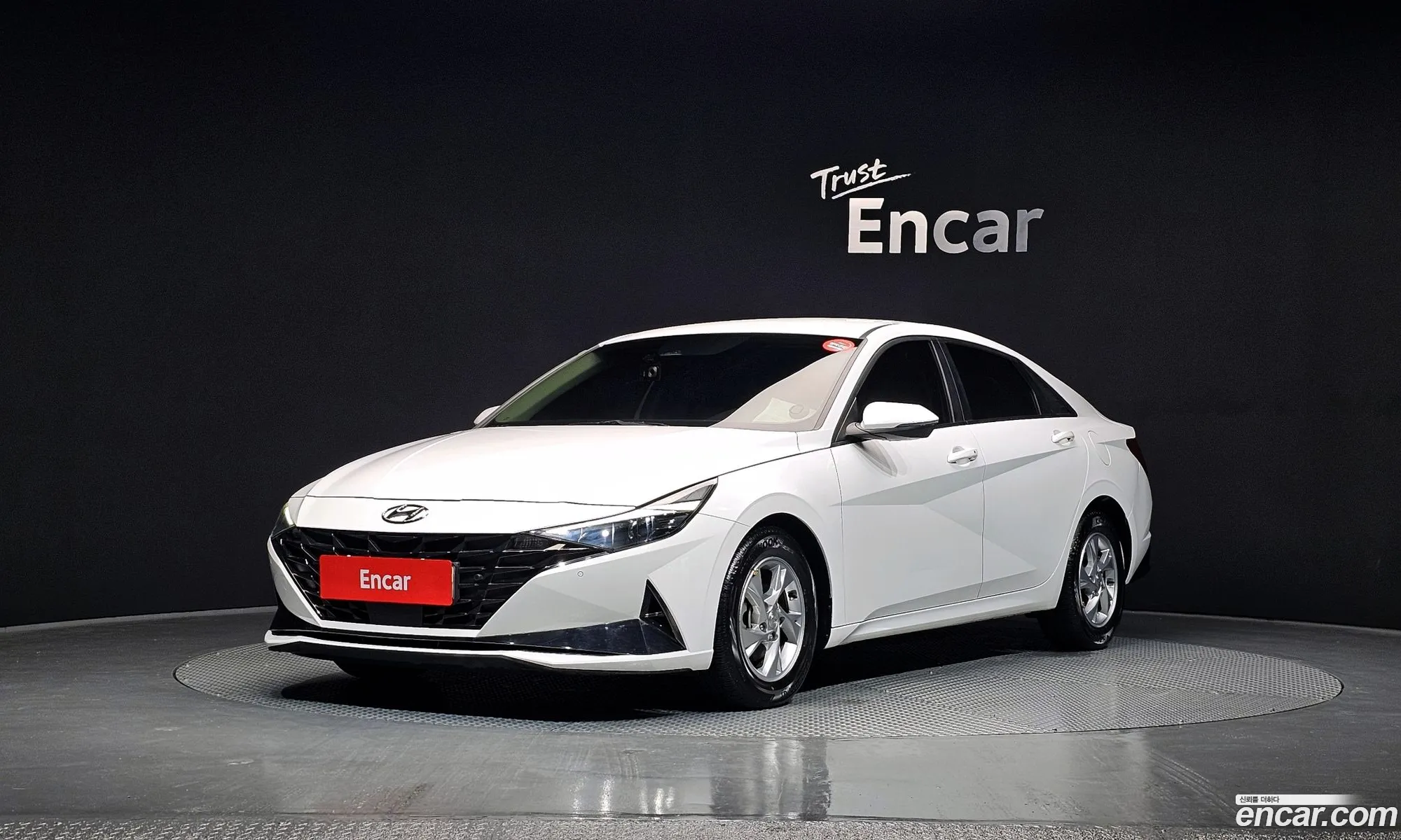 Hyundai Elantra 2021 — 17