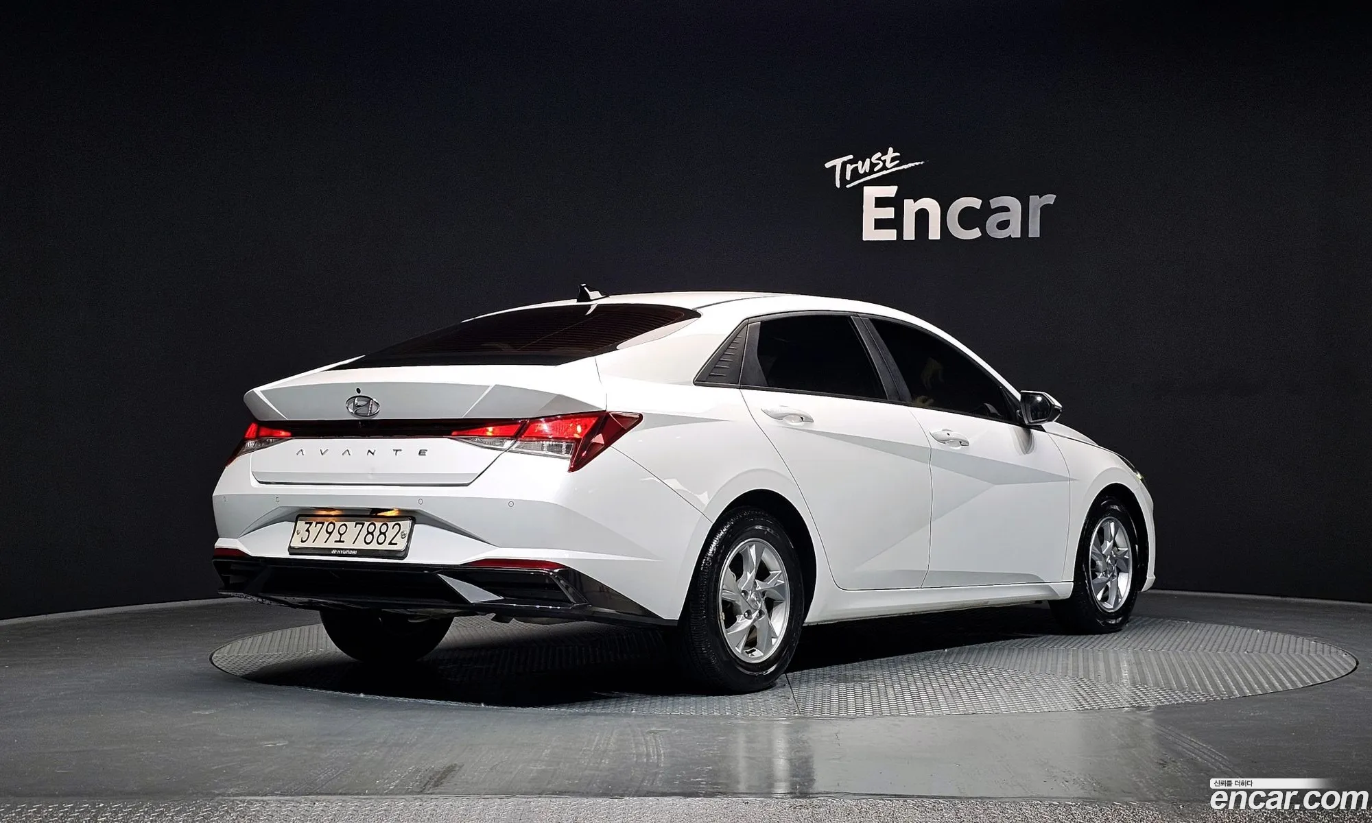 Hyundai Elantra 2021 — 5