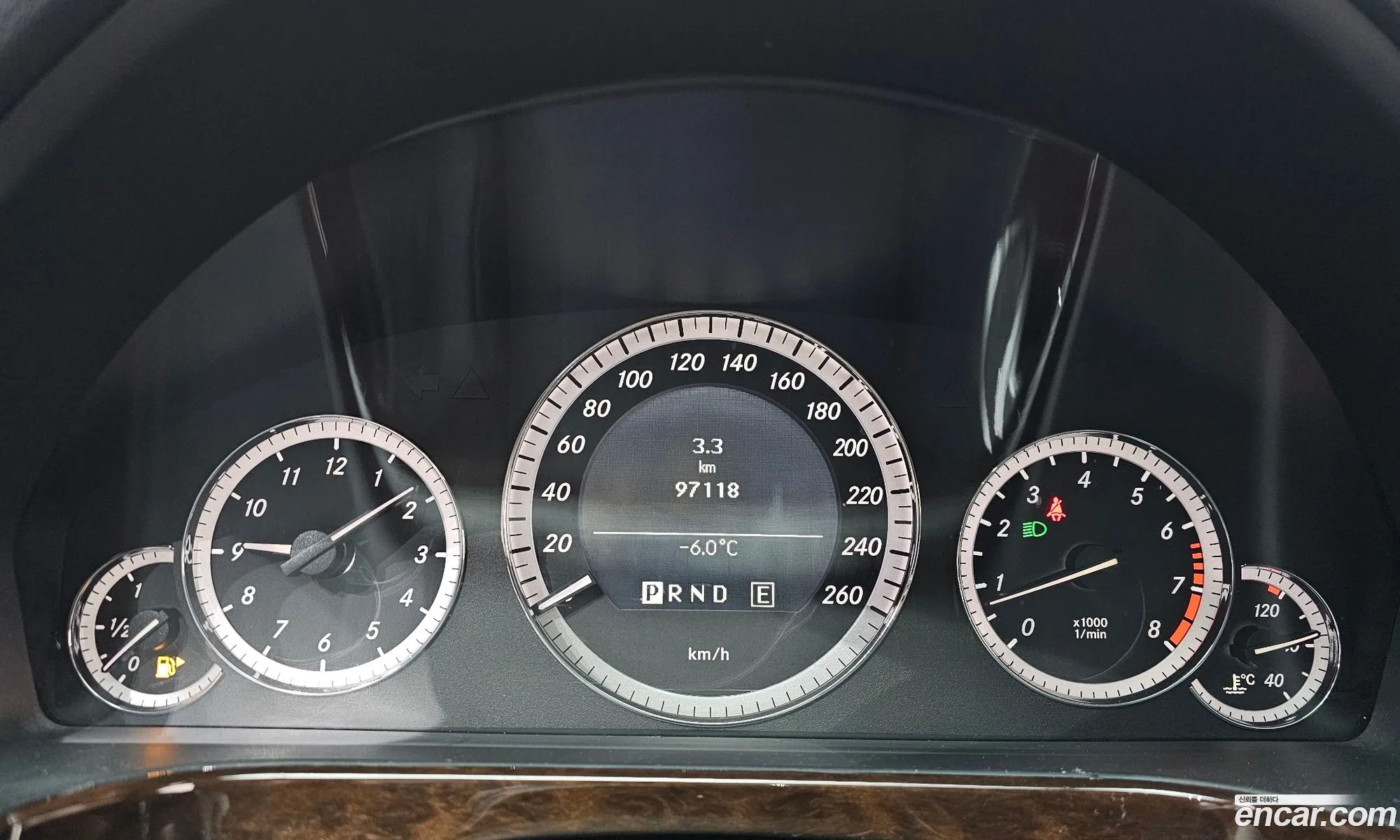 Mercedes-Benz E-Class W212 2011 WDDHF4JB3BA442461 — 15