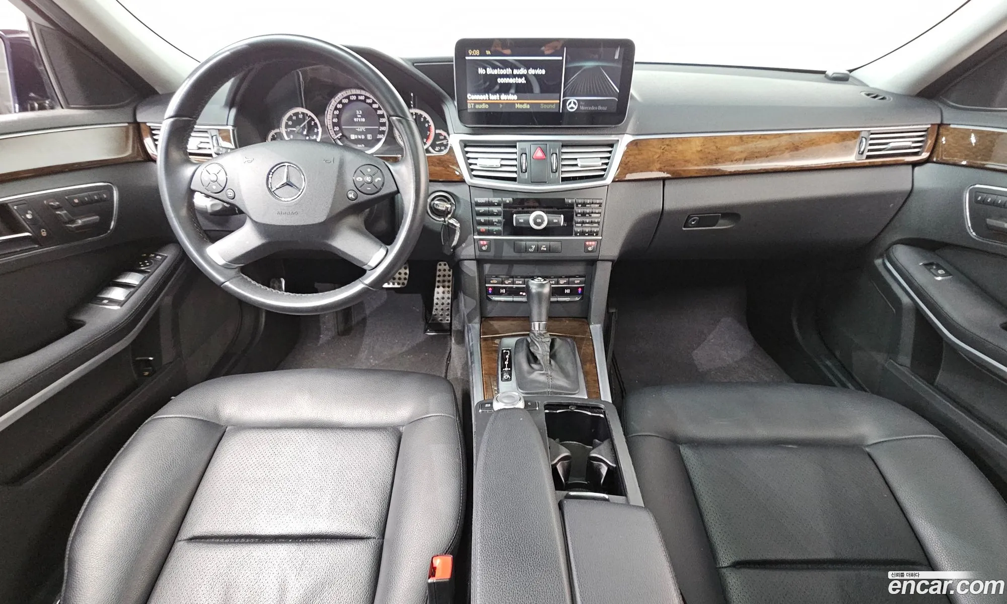 Mercedes-Benz E-Class W212 2011 WDDHF4JB3BA442461 — 14