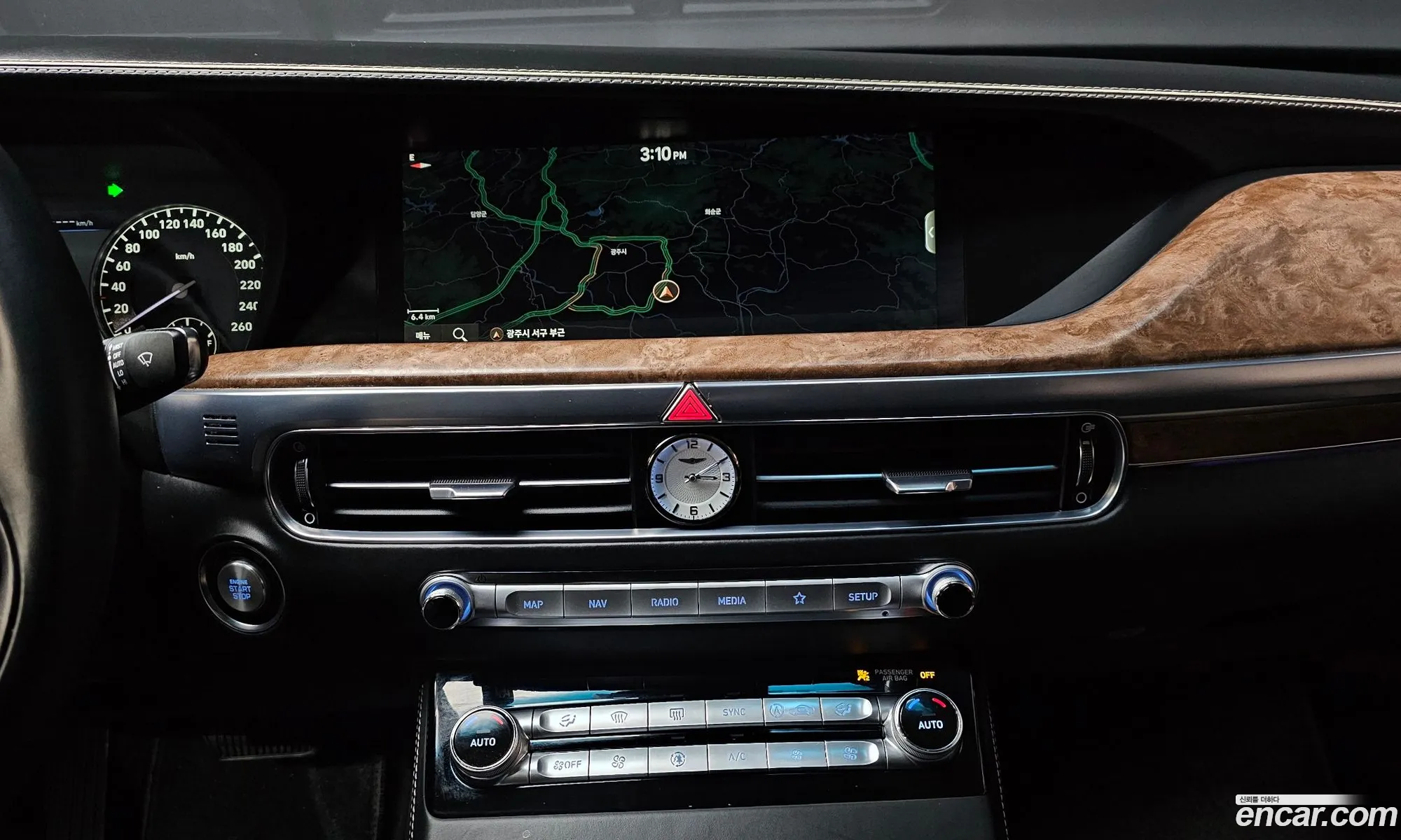 Genesis G90 2019 KMHG541HDKU064756 — 7