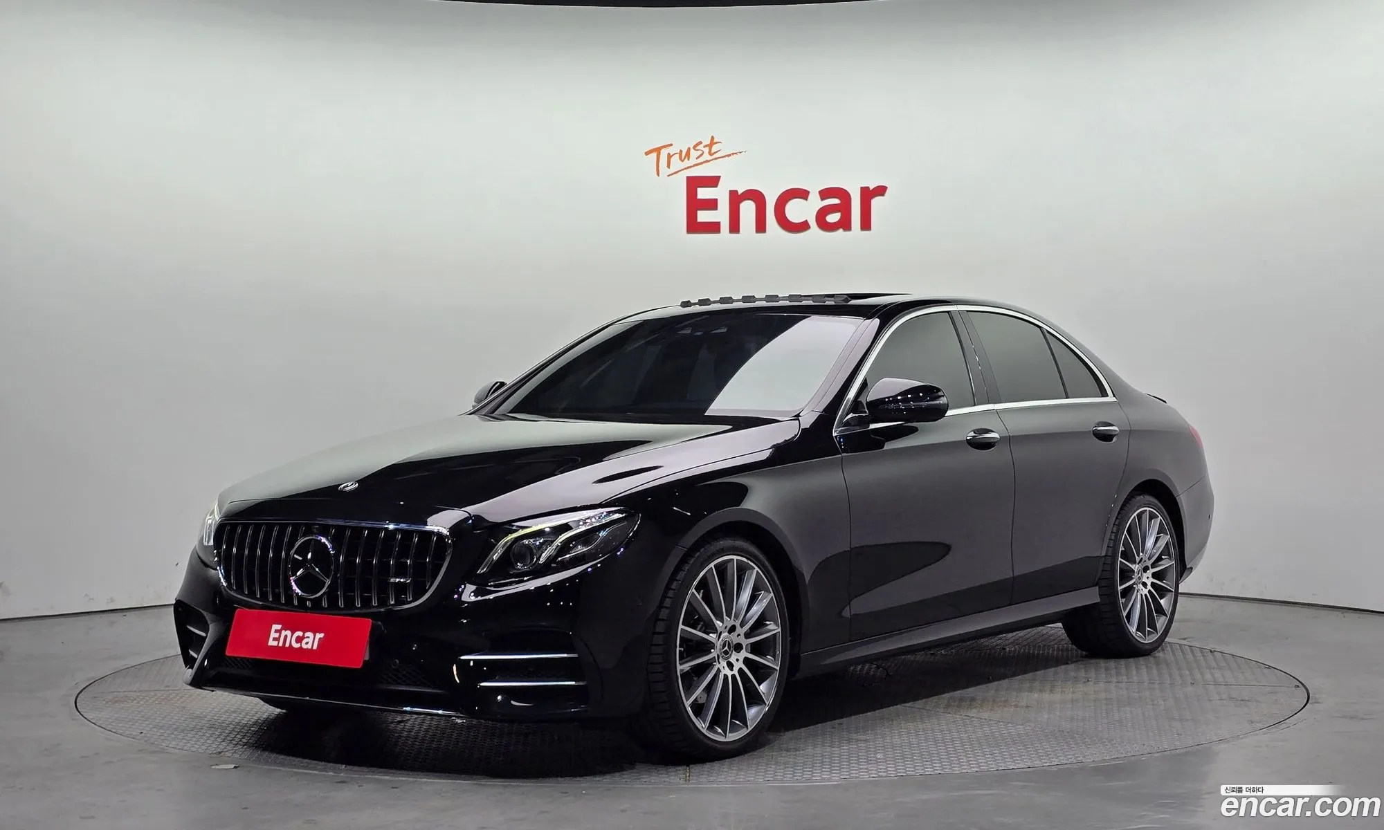 Mercedes-Benz E-Class W213 2017 WDDZF4KBXJA344772 — 3