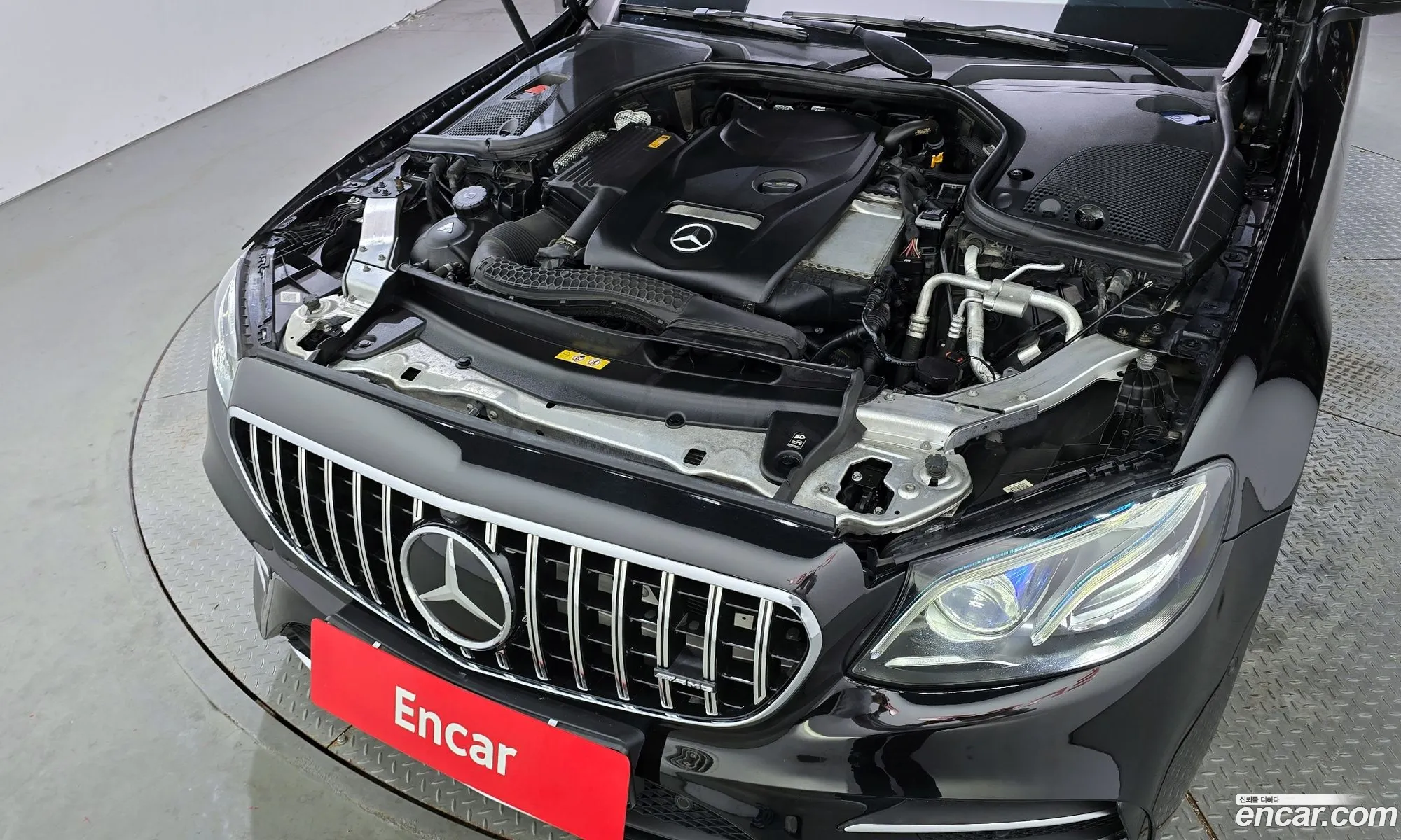 Mercedes-Benz E-Class W213 2017 WDDZF4KBXJA344772 — 11
