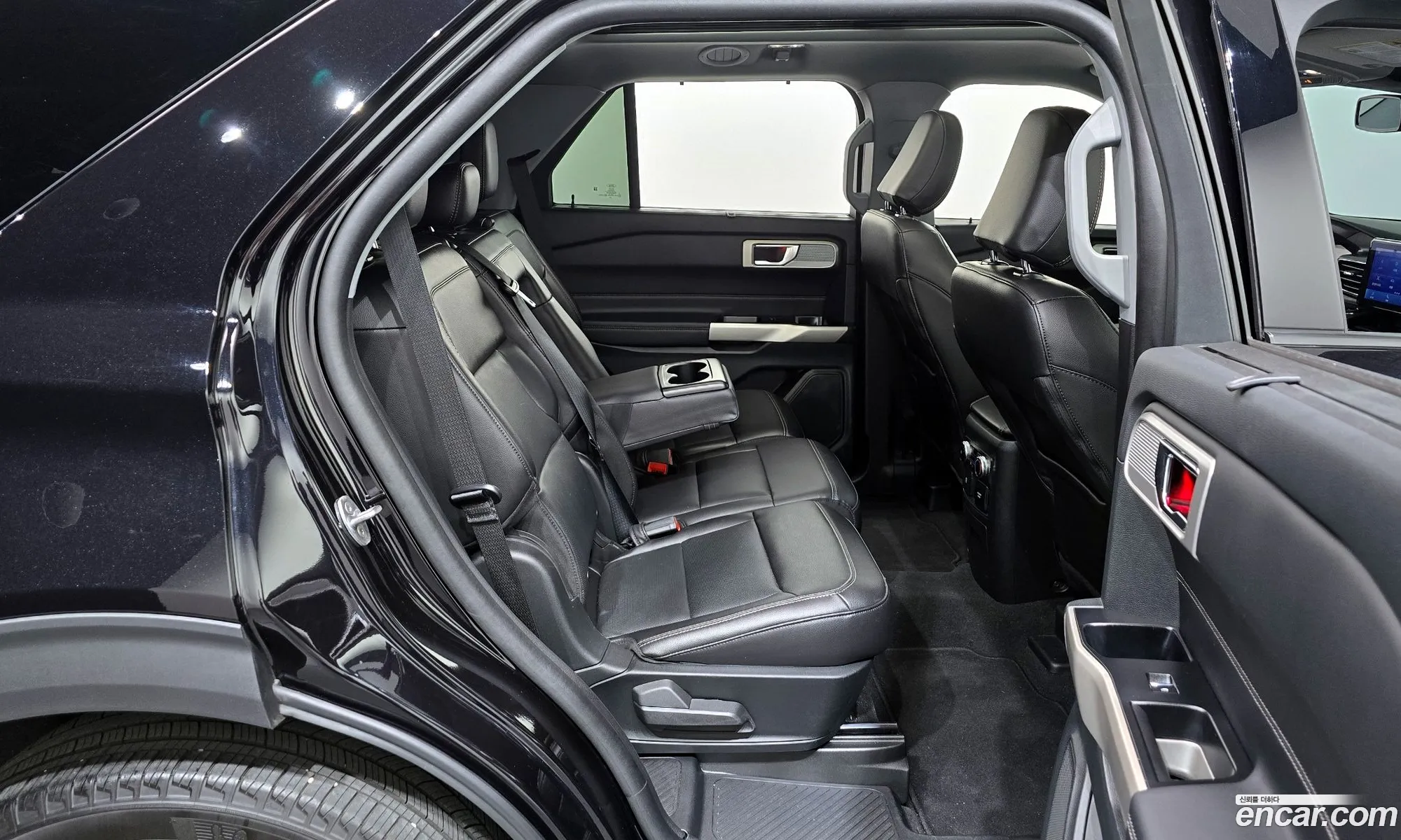 Ford Explorer 6th Gen 2023 1FMSK8FH0PGA39862 — 18