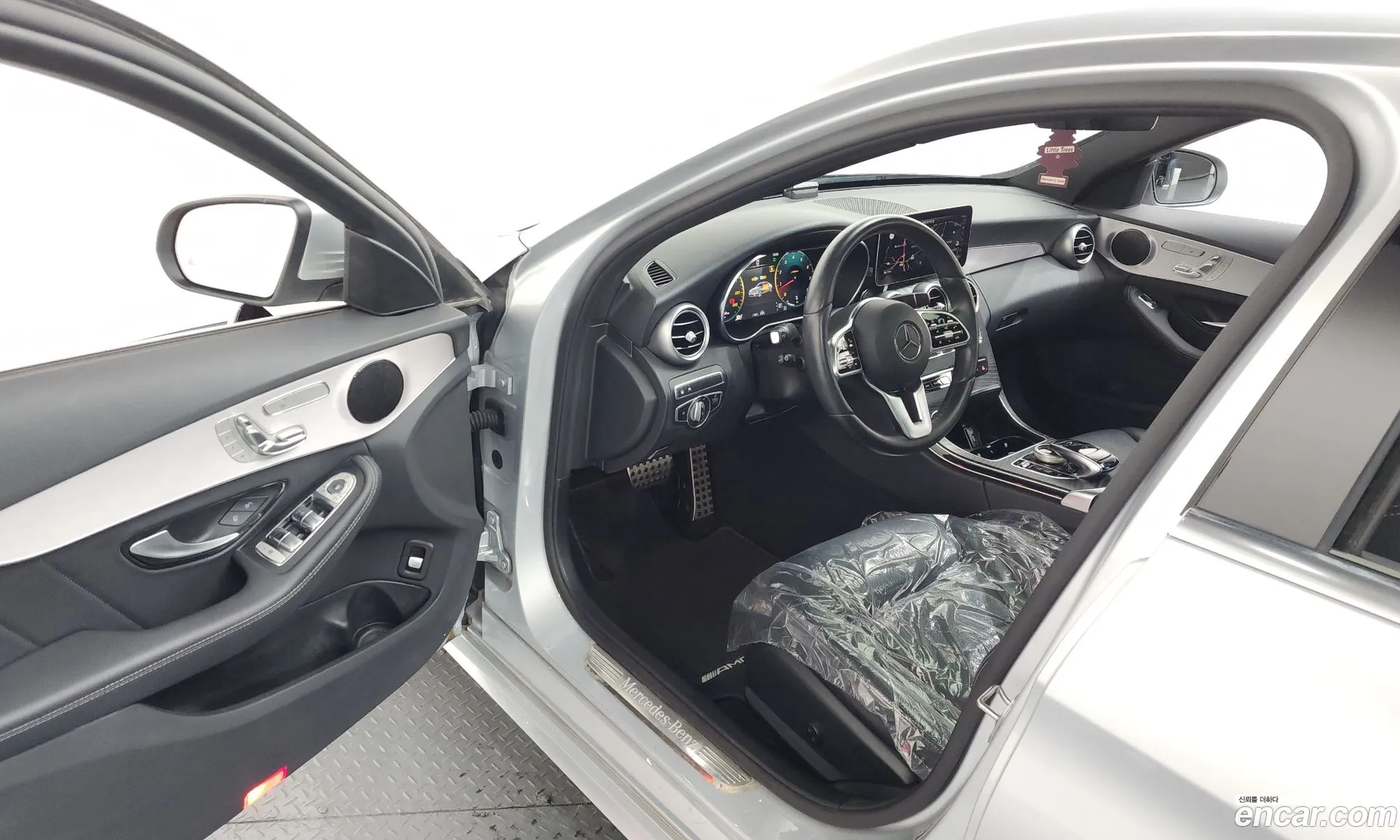Mercedes-Benz C-Class W205 2021 W1KWF8AB111111111 — 11