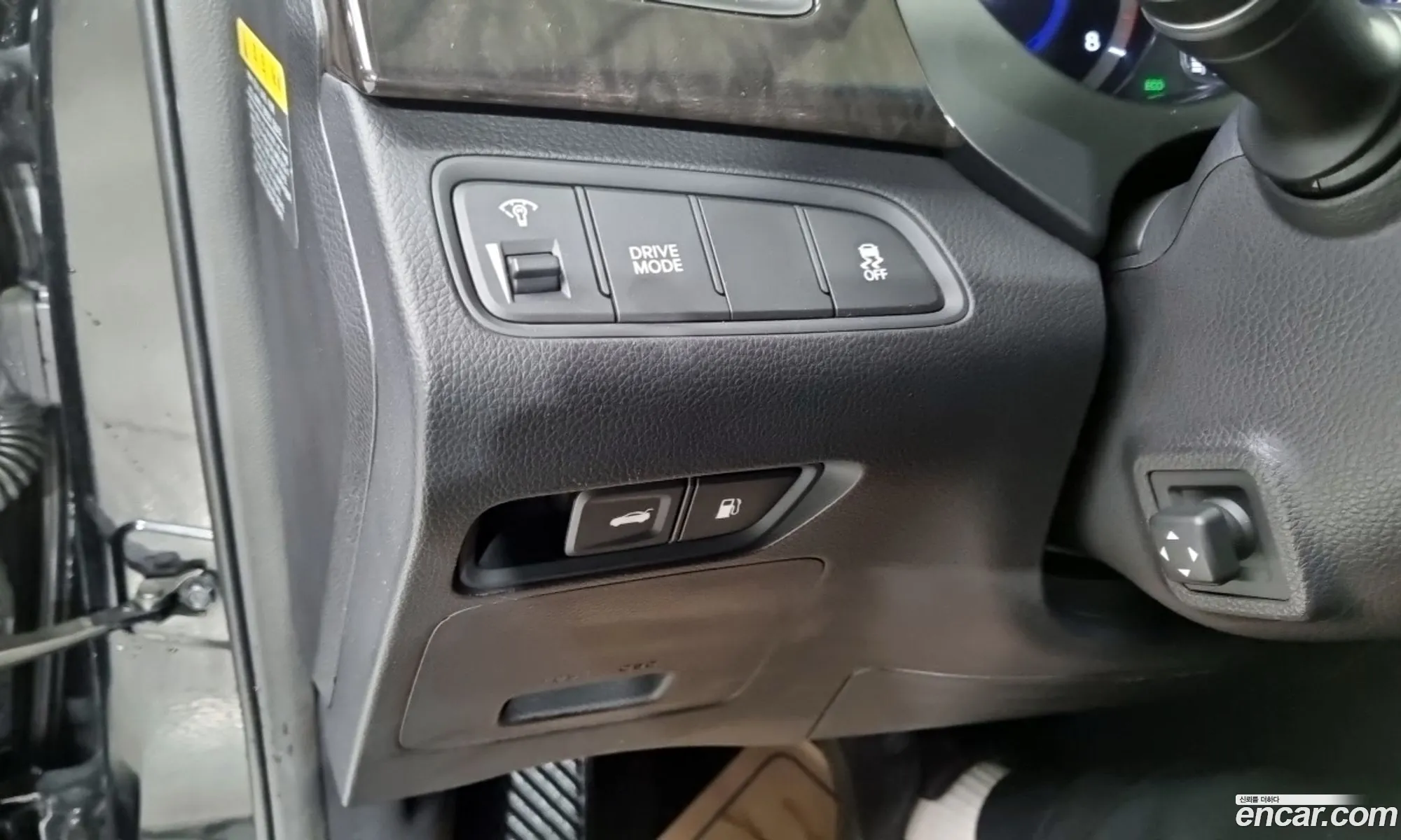Hyundai Grandeur HG 2016 — 17