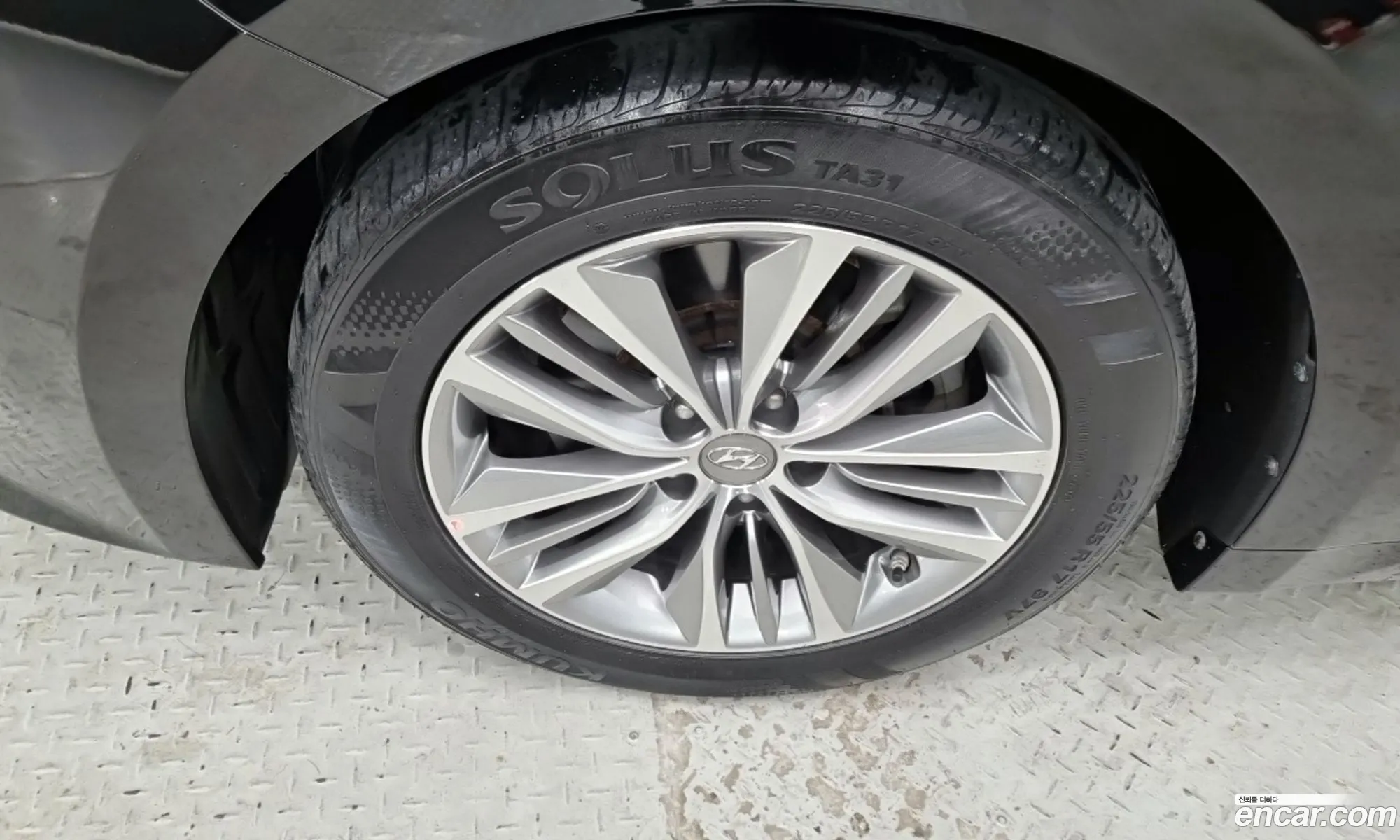 Hyundai Grandeur HG 2016 — 14