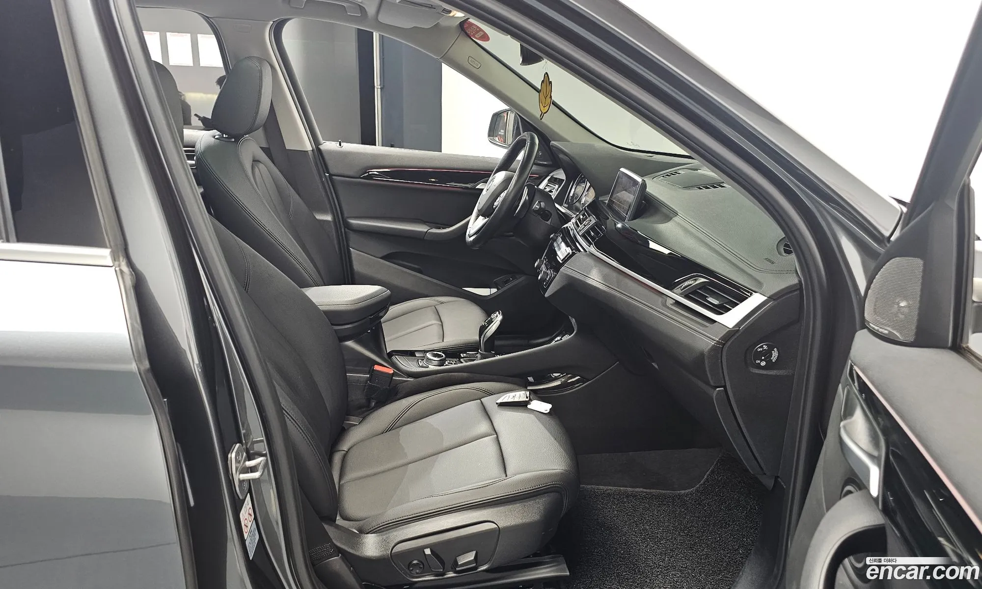 BMW X1 2021 WBA11DG01N5T66927 — 5