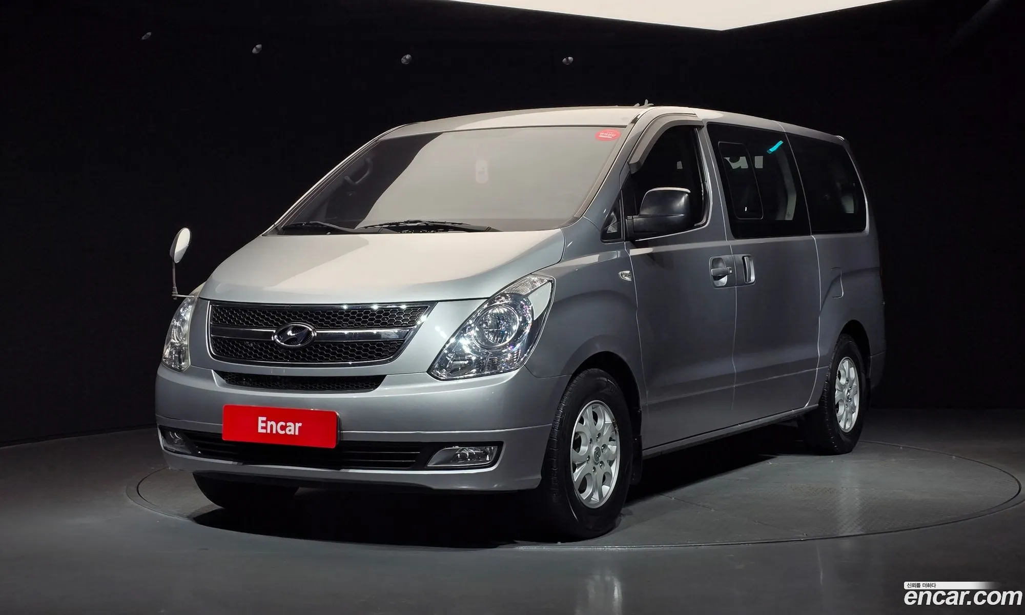 Hyundai Grand Starex 2010 — 16