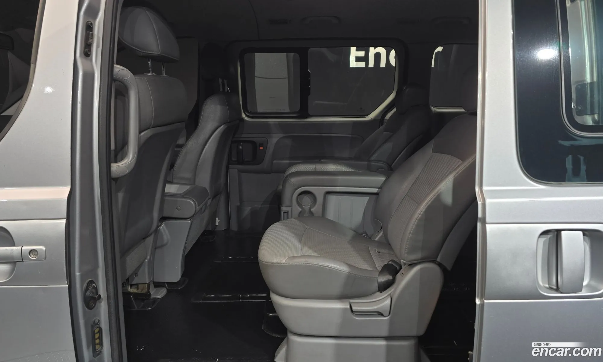 Hyundai Grand Starex 2010 — 5