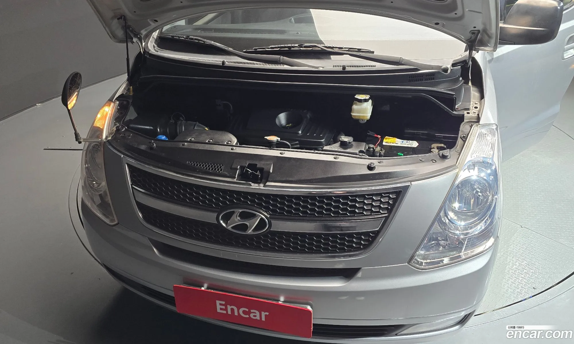 Hyundai Grand Starex 2010 — 10