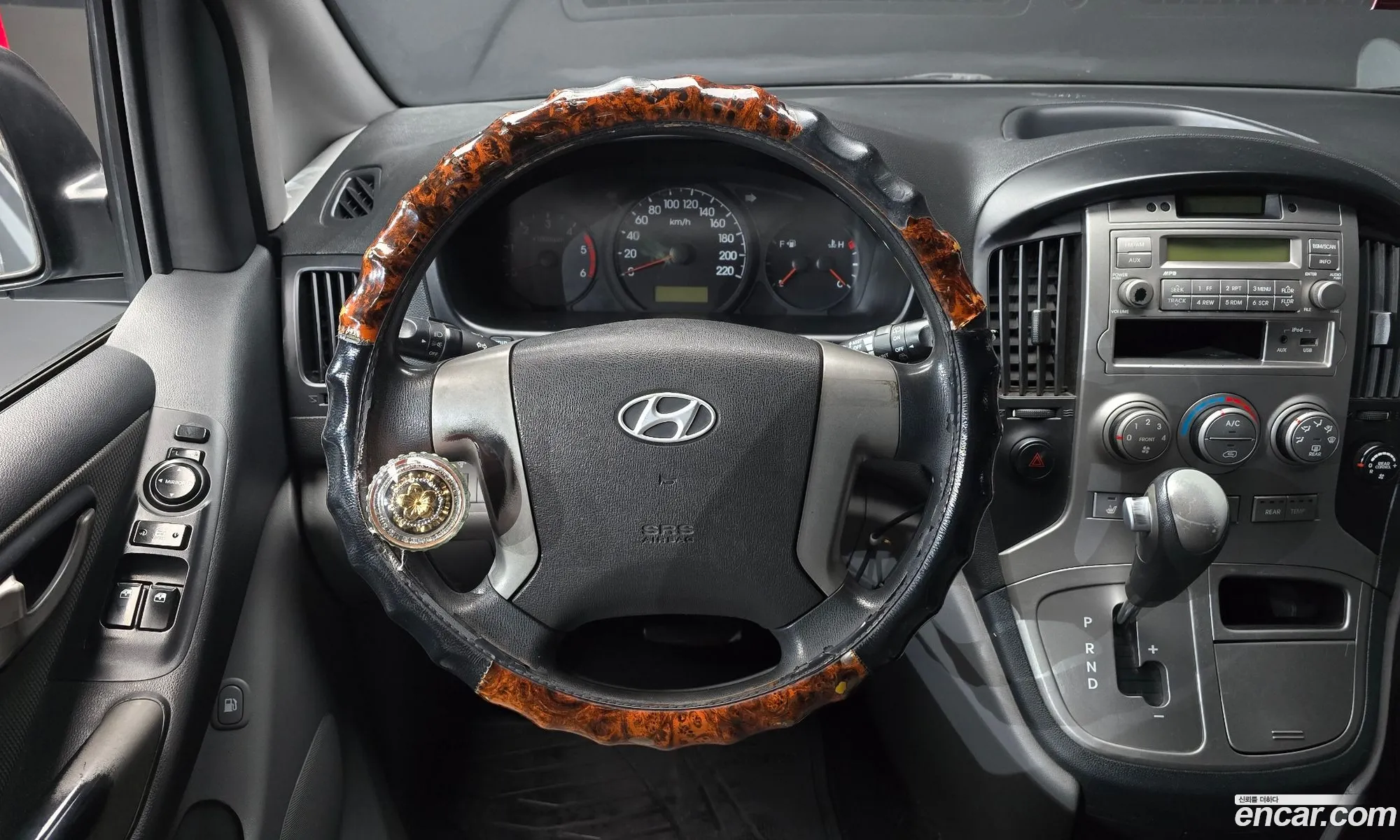 Hyundai Grand Starex 2010 — 3