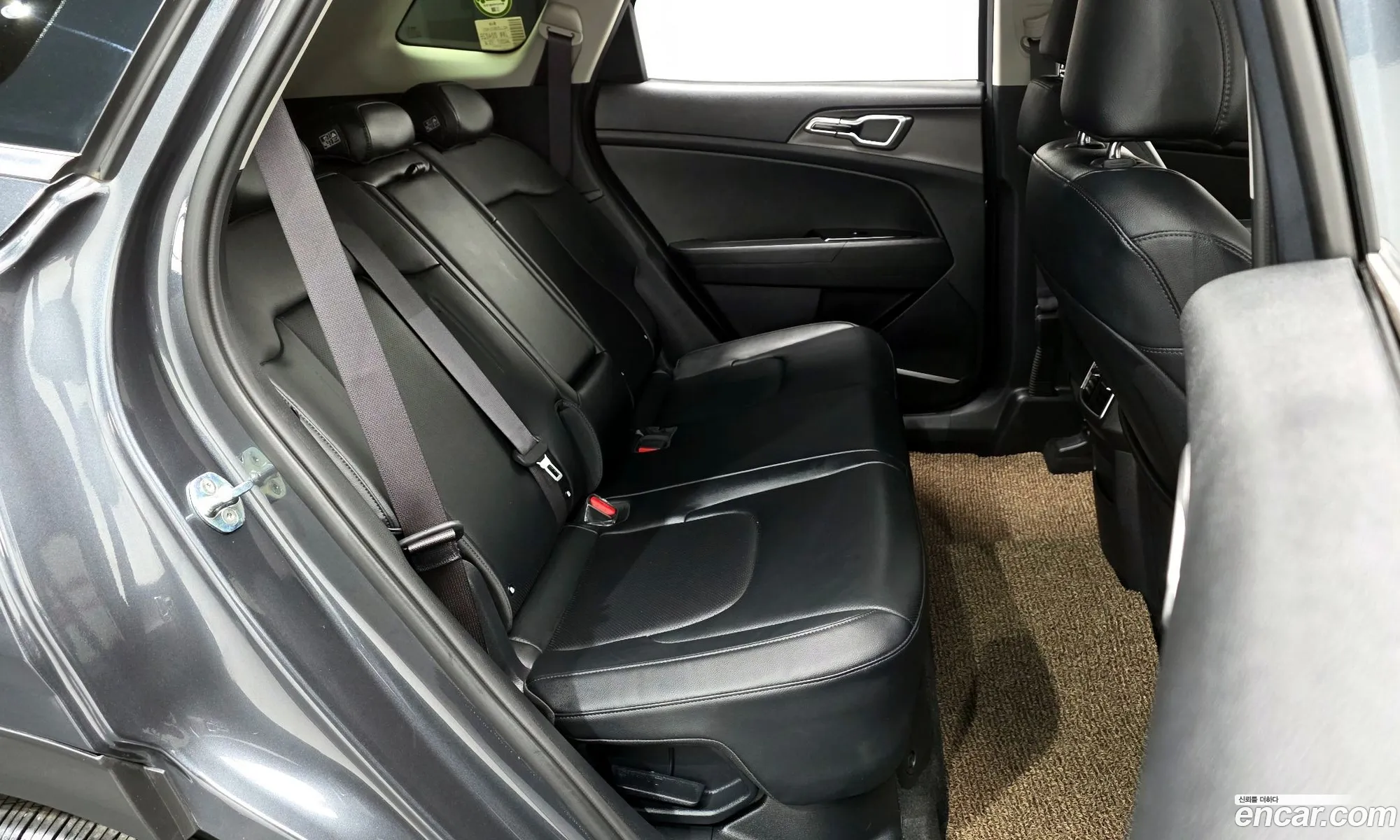 Kia Sportage Hybrid 2021 — 8