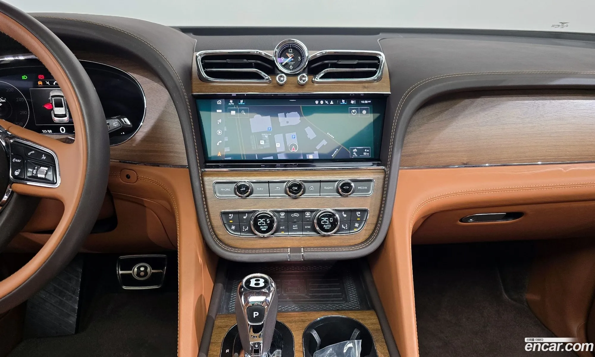 Bentley Bentayga 2023 SJAAT14V8PC021907 — 6
