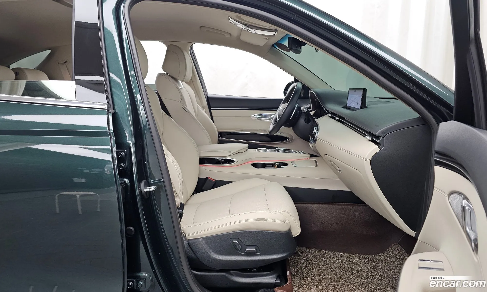 Genesis GV70 2021 — 14
