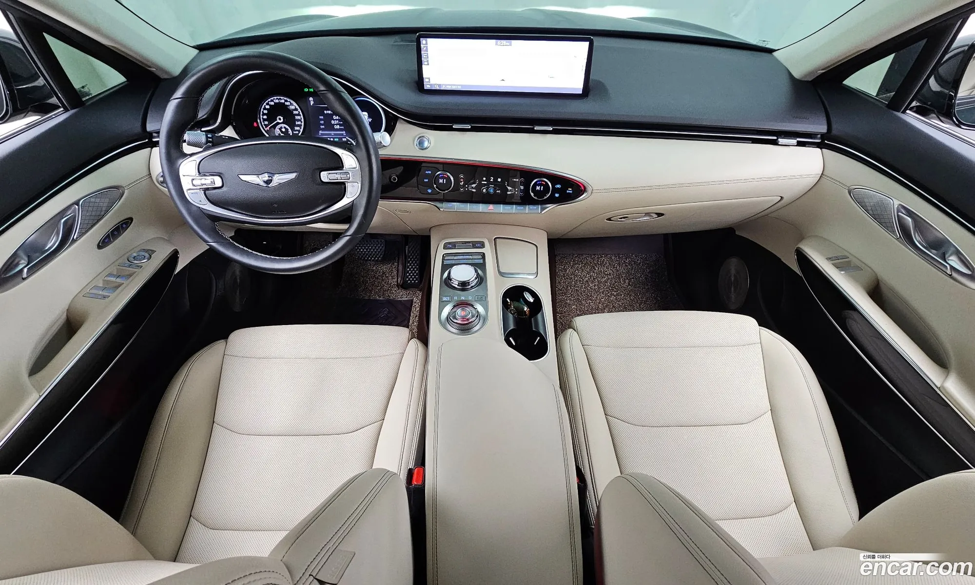 Genesis GV70 2021 — 11