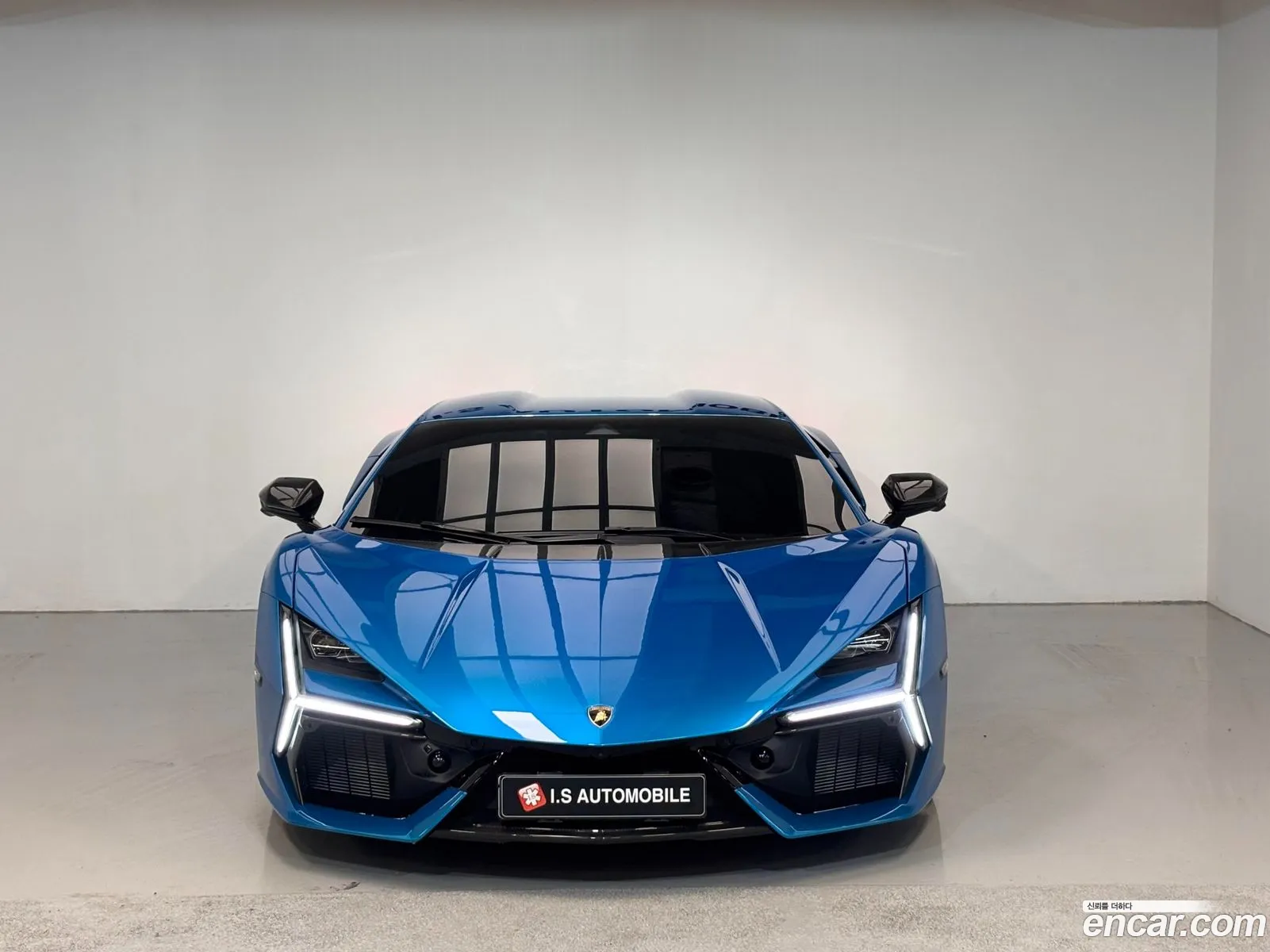 Lamborghini Revuelto 2025 — 4