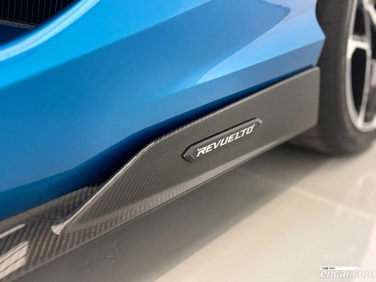 Lamborghini Revuelto