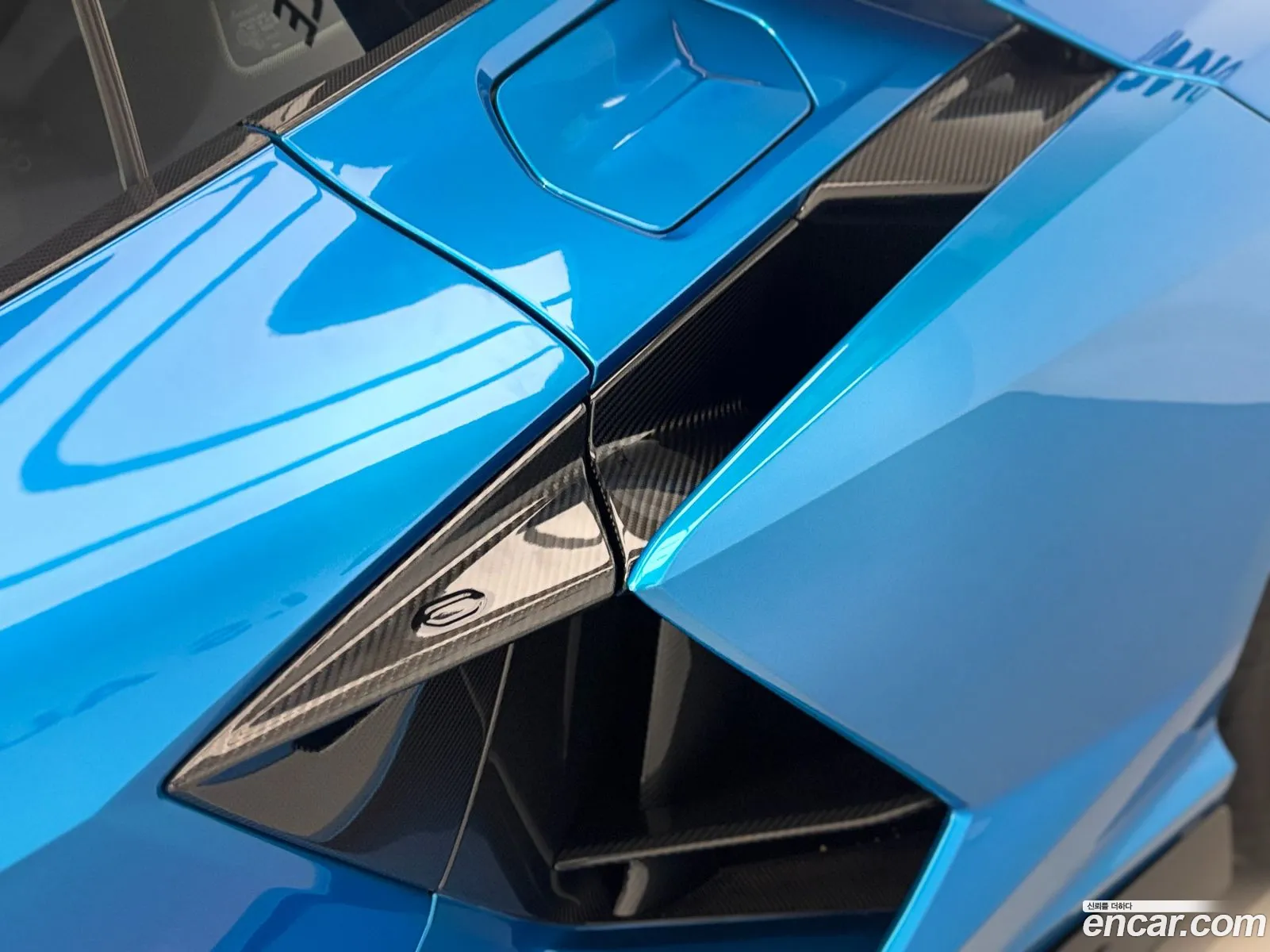 Lamborghini Revuelto 2025 — 14