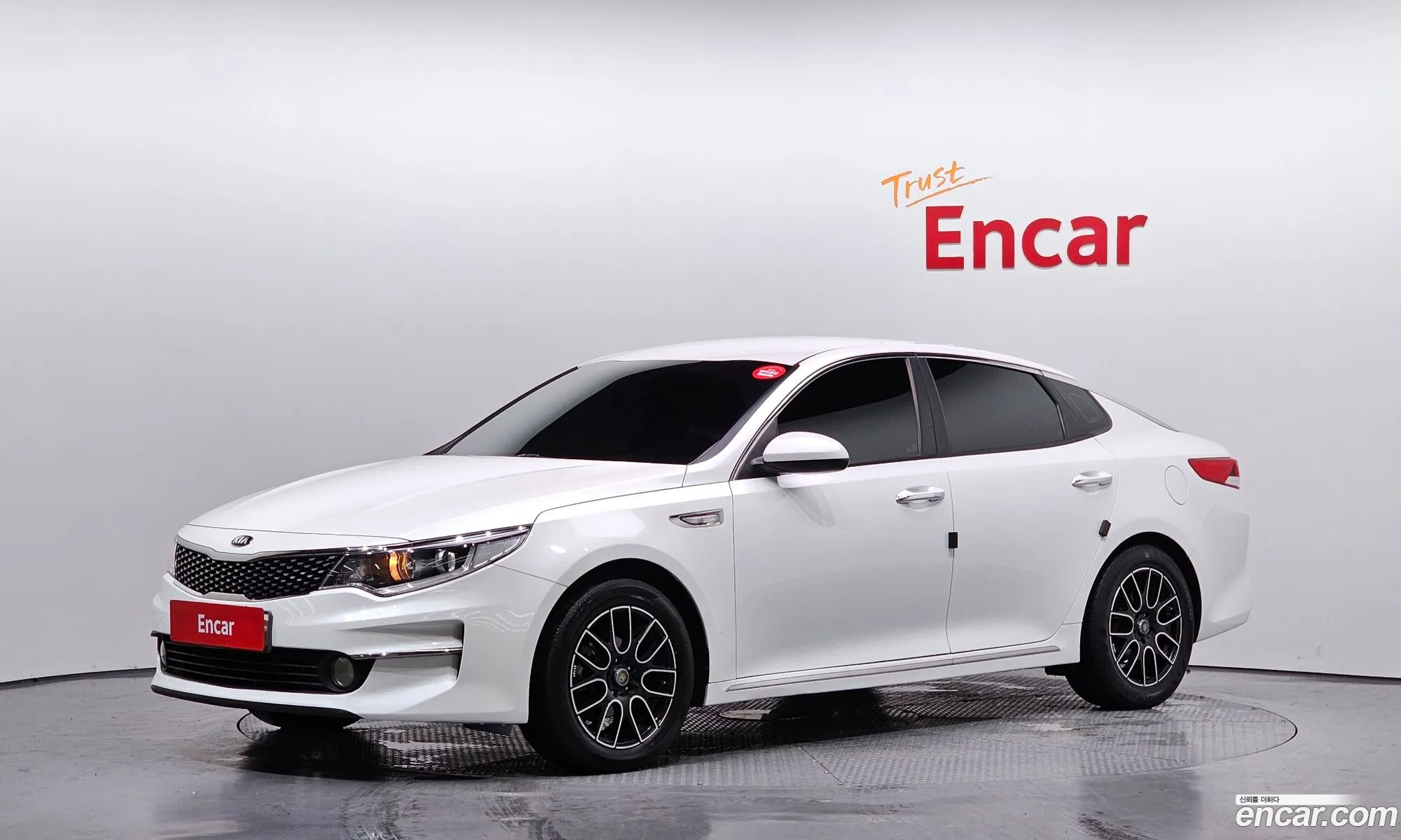 Kia K5 2017 — 13
