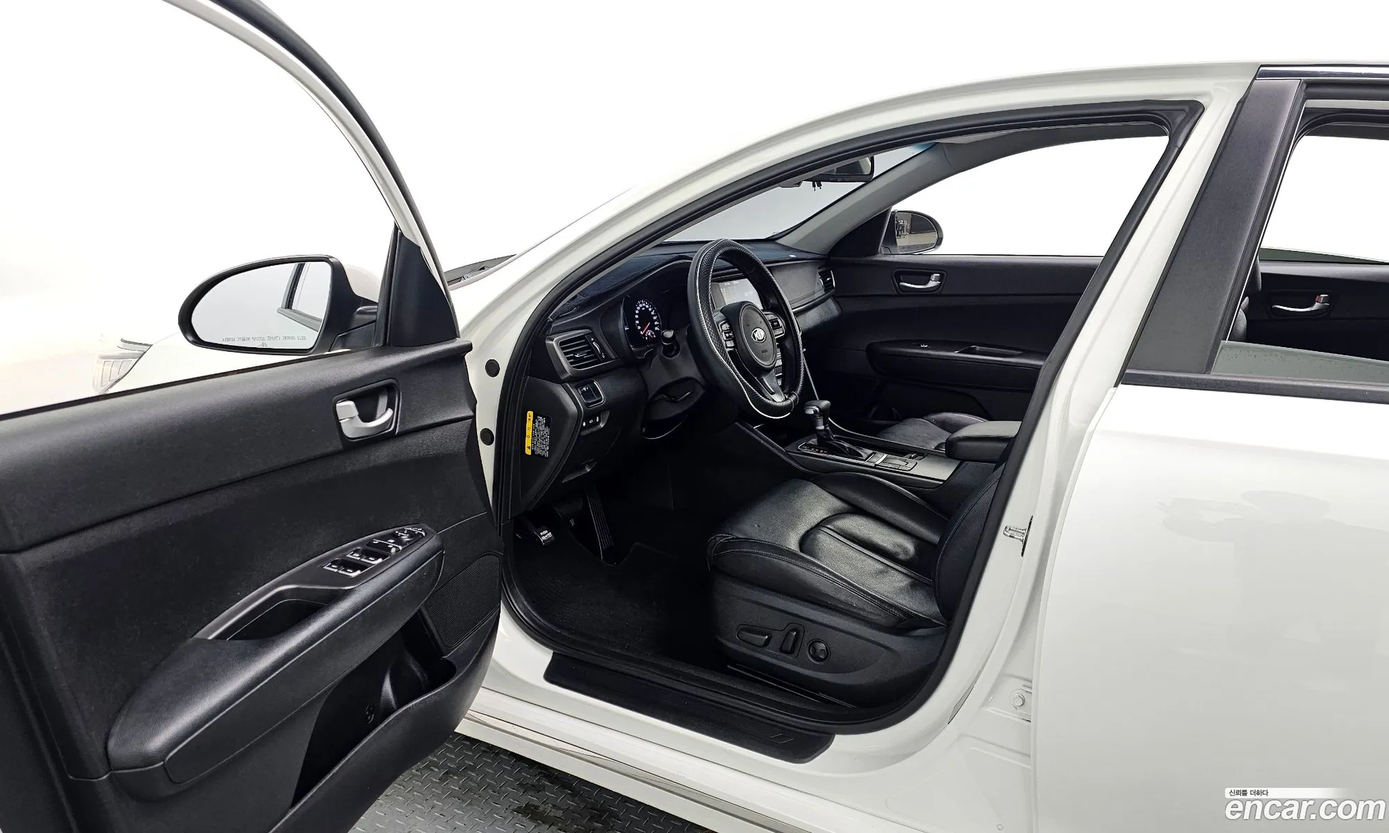 Kia K5 2017 — 11