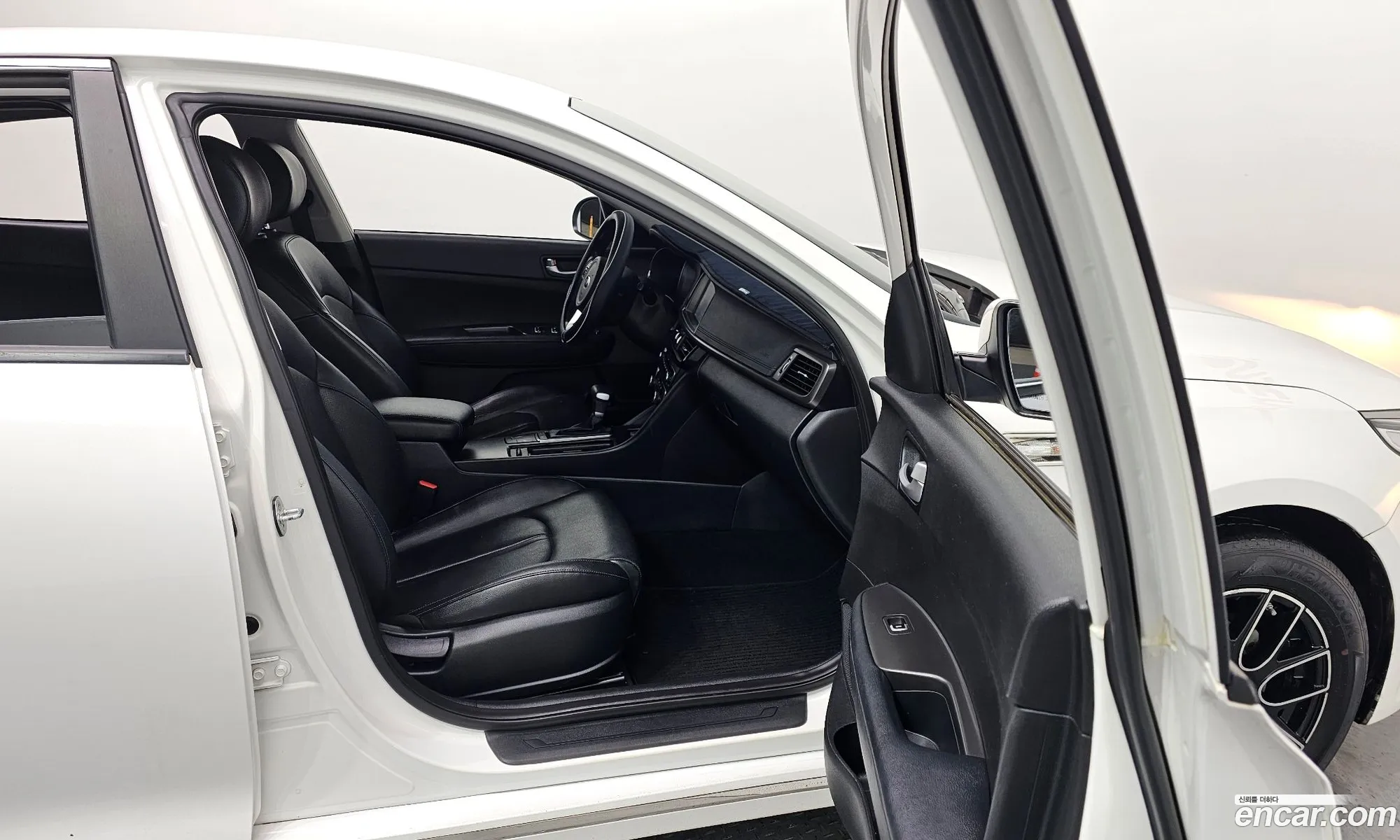 Kia K5 2017 — 19