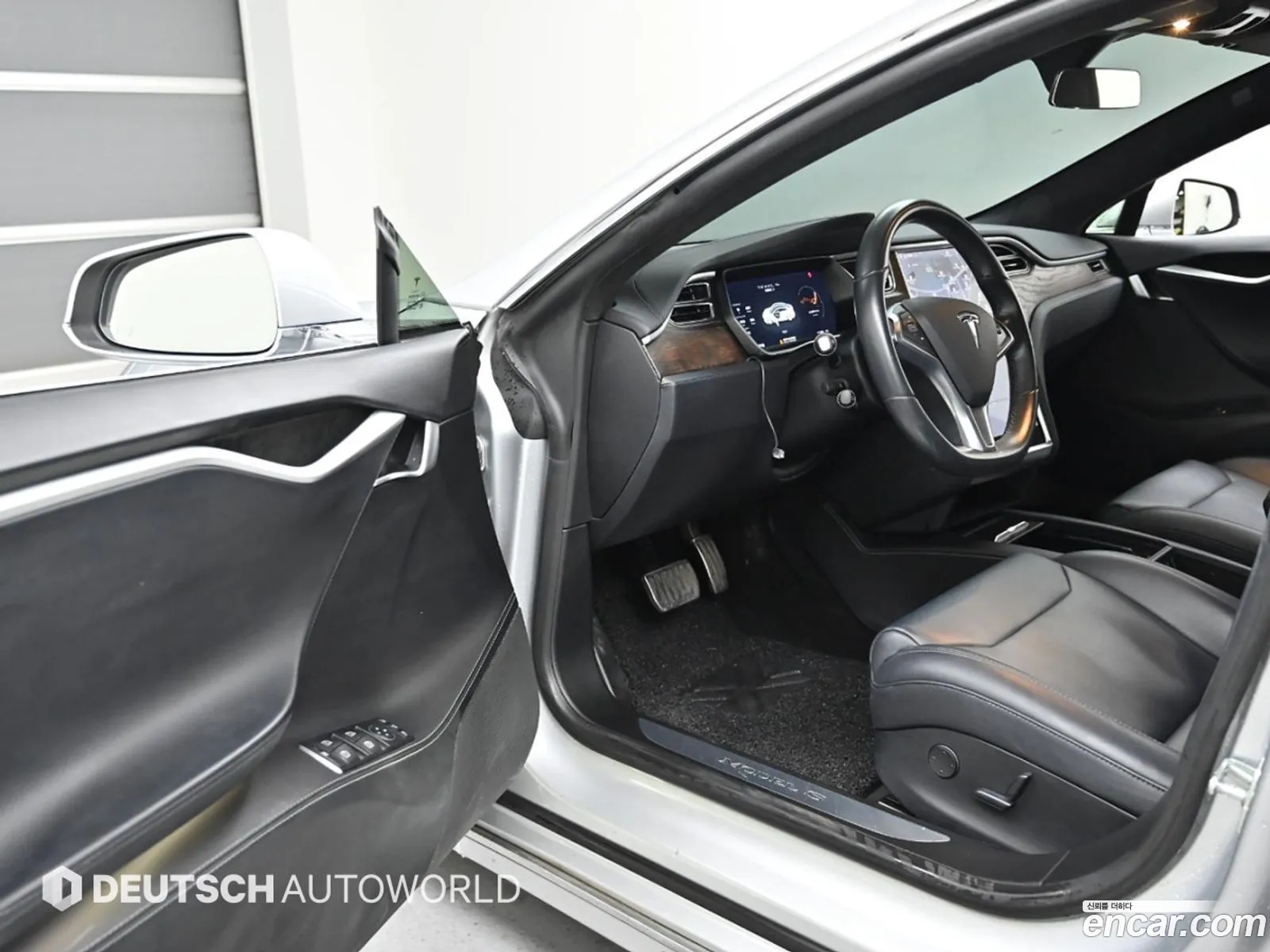 Tesla Model S 2017 — 15